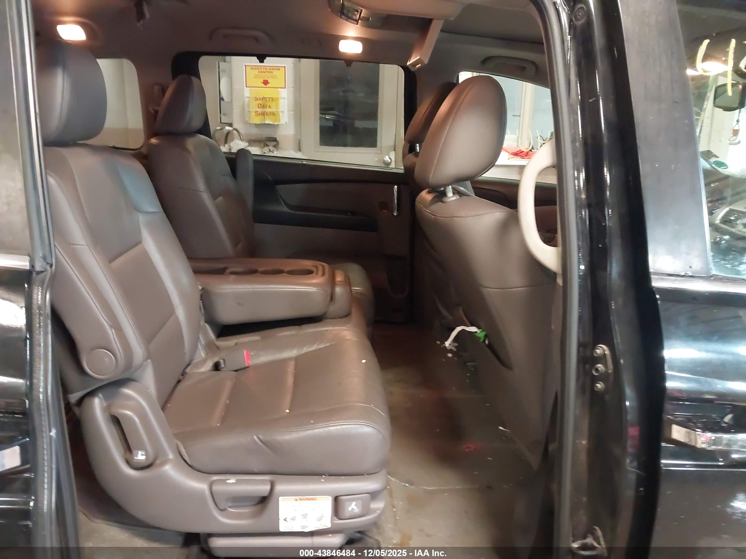 HONDA ODYSSEY image 8