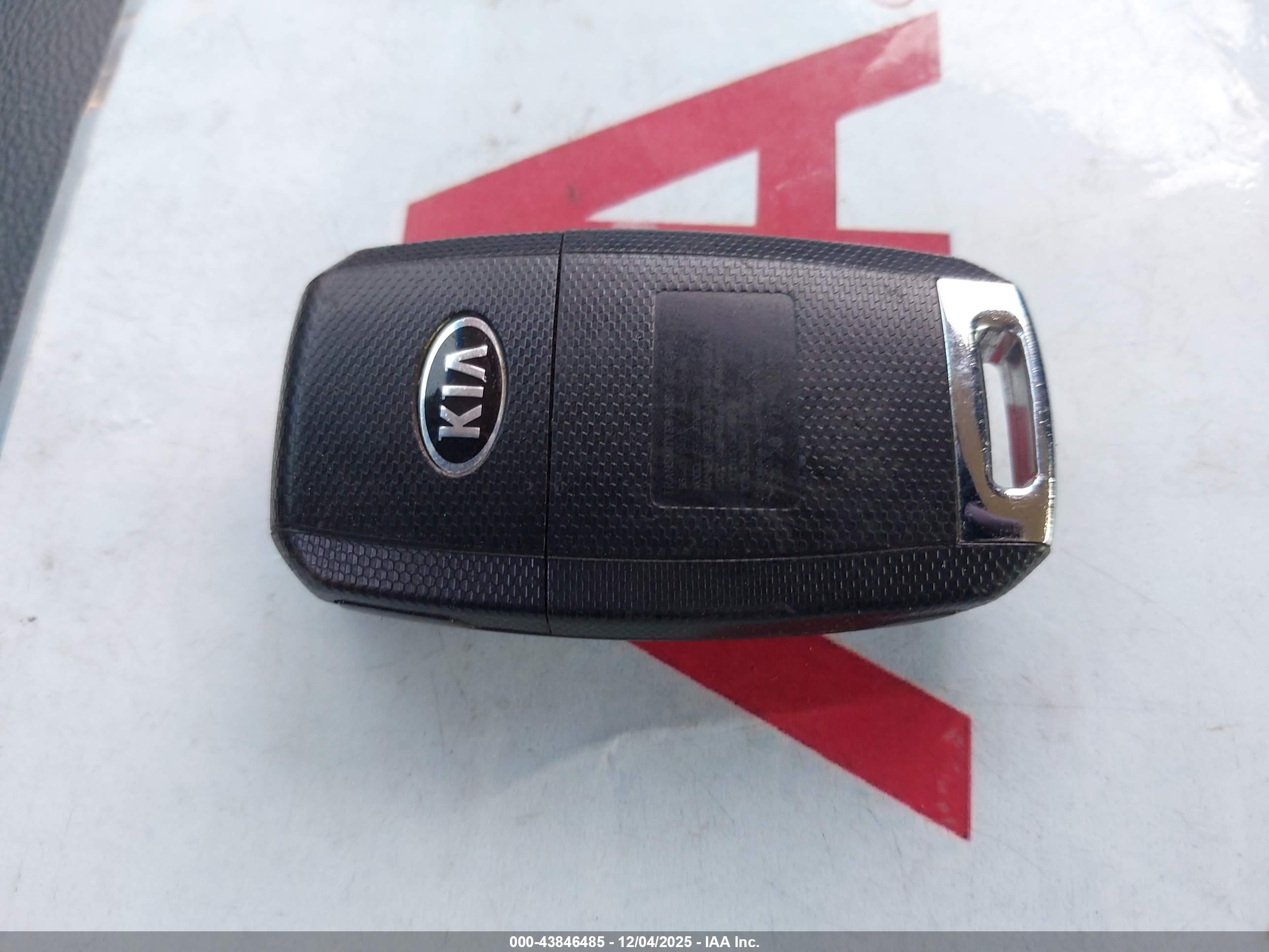 KIA OPTIMA image 11