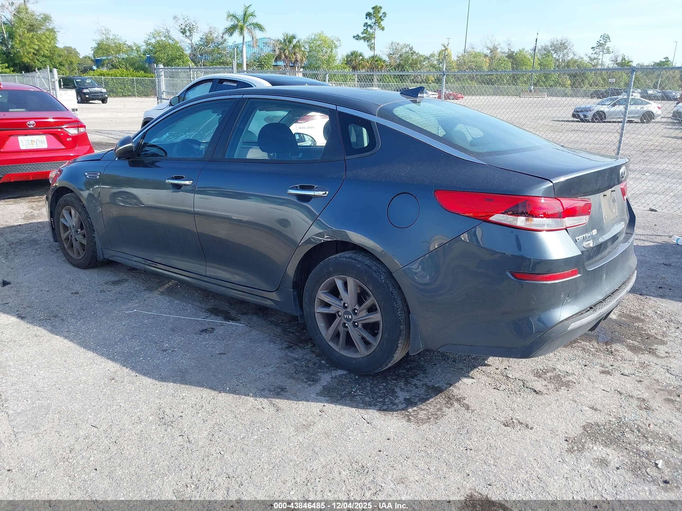 KIA OPTIMA image 3