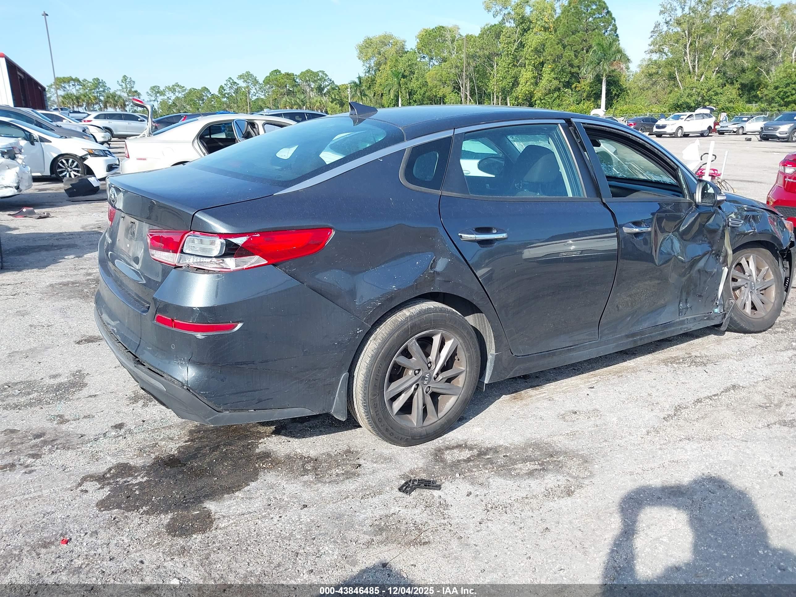 KIA OPTIMA image 4