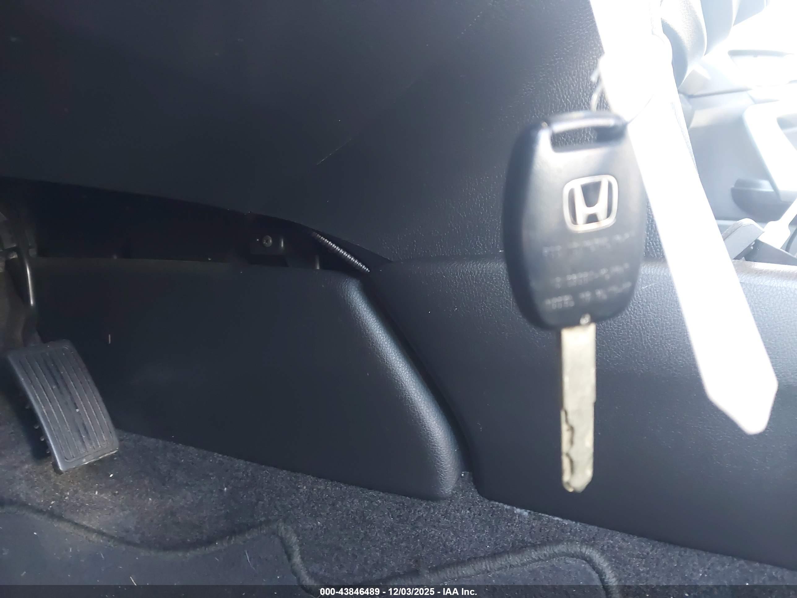 HONDA ACCORD image 11