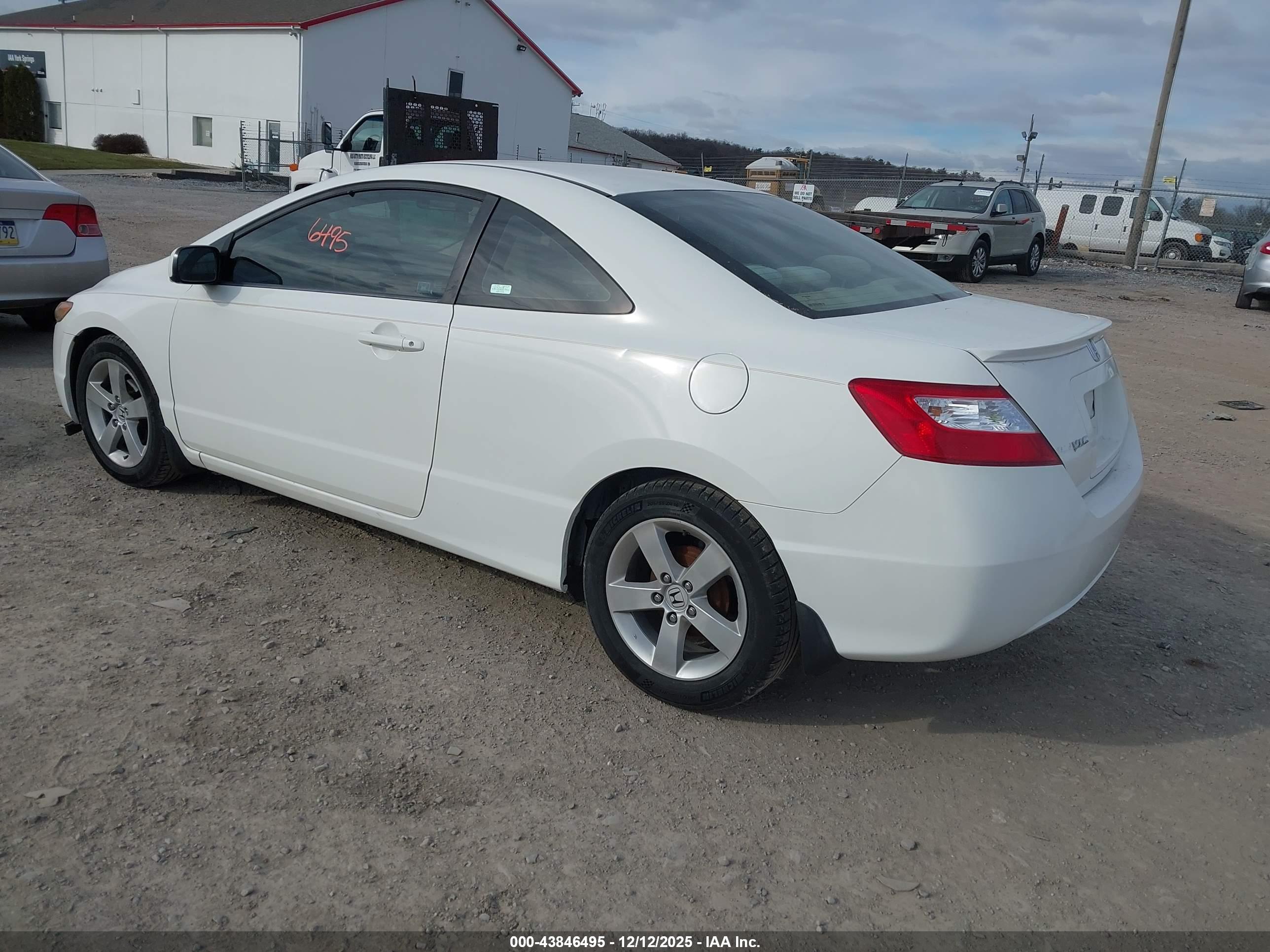 HONDA CIVIC image 3