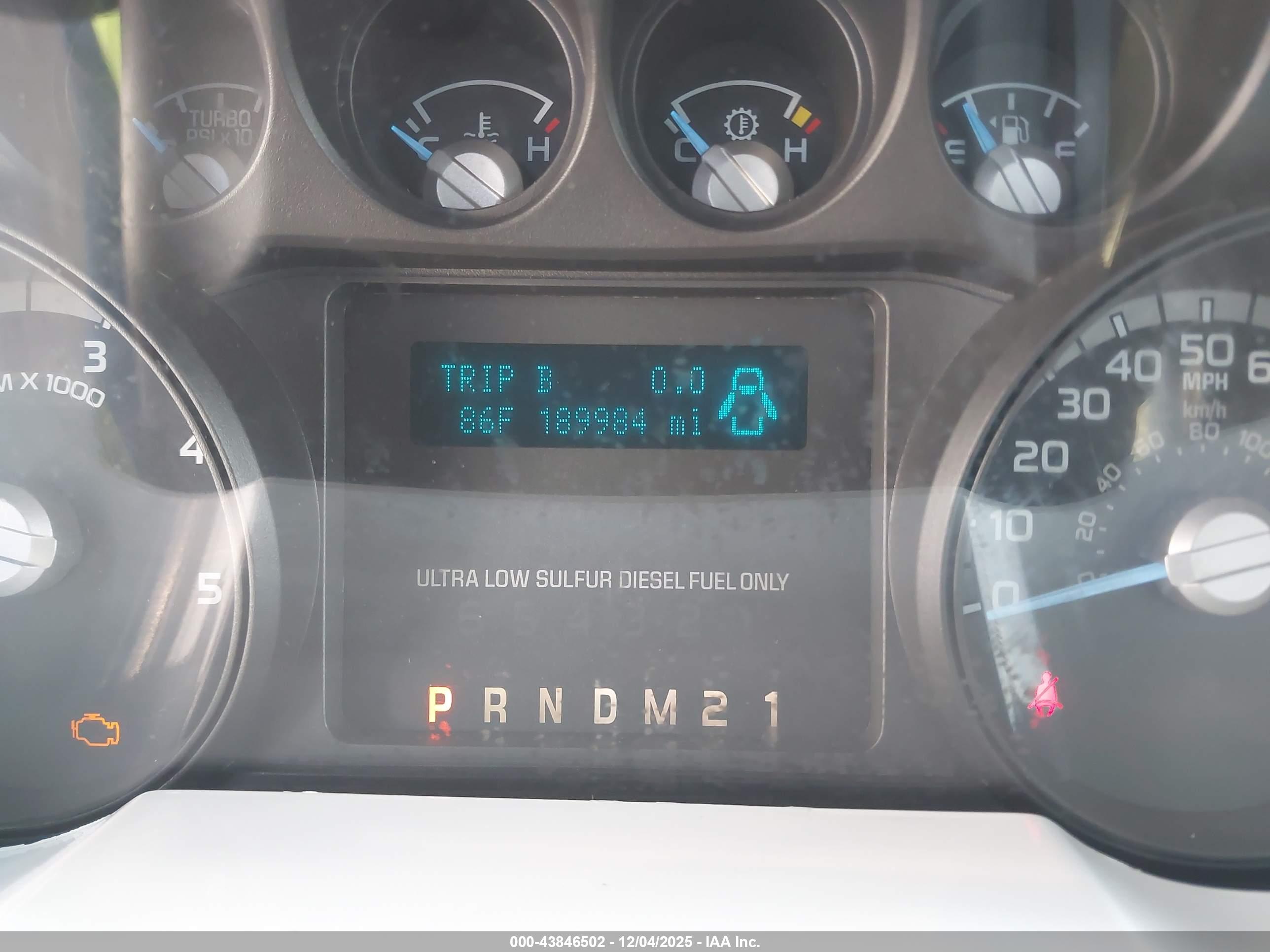FORD F-550 image 6