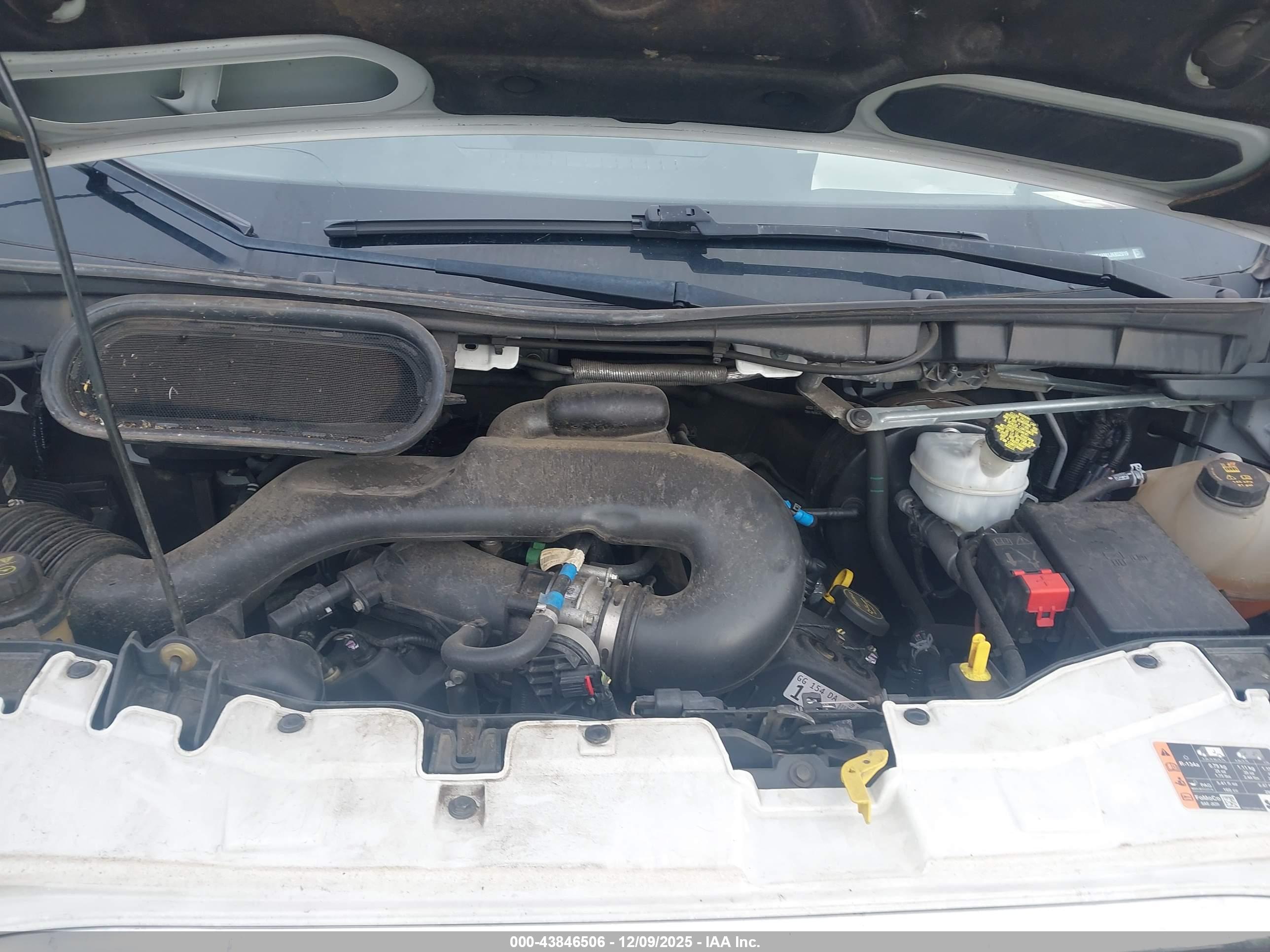 FORD TRANSIT-150 image 10