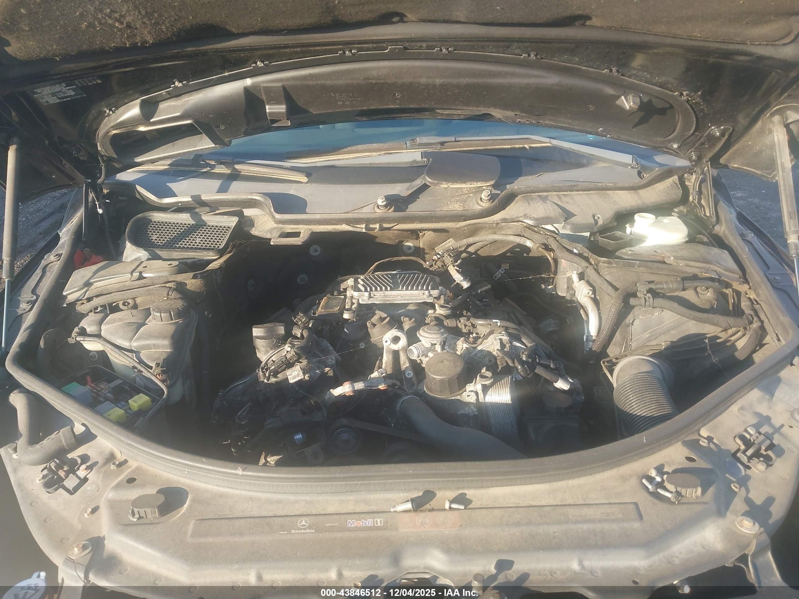 MERCEDES-BENZ R image 10