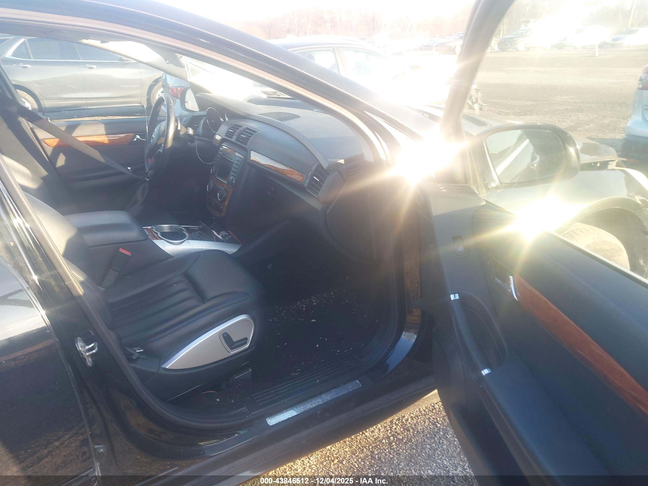 MERCEDES-BENZ R image 5