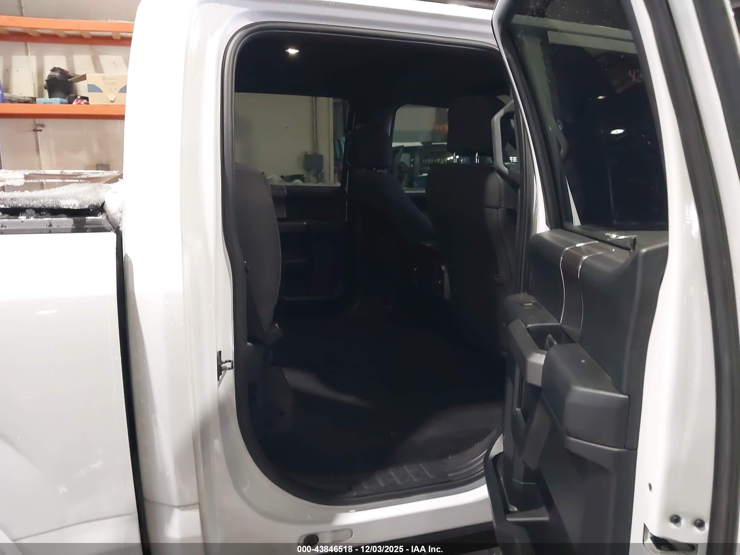 FORD F-150 image 8
