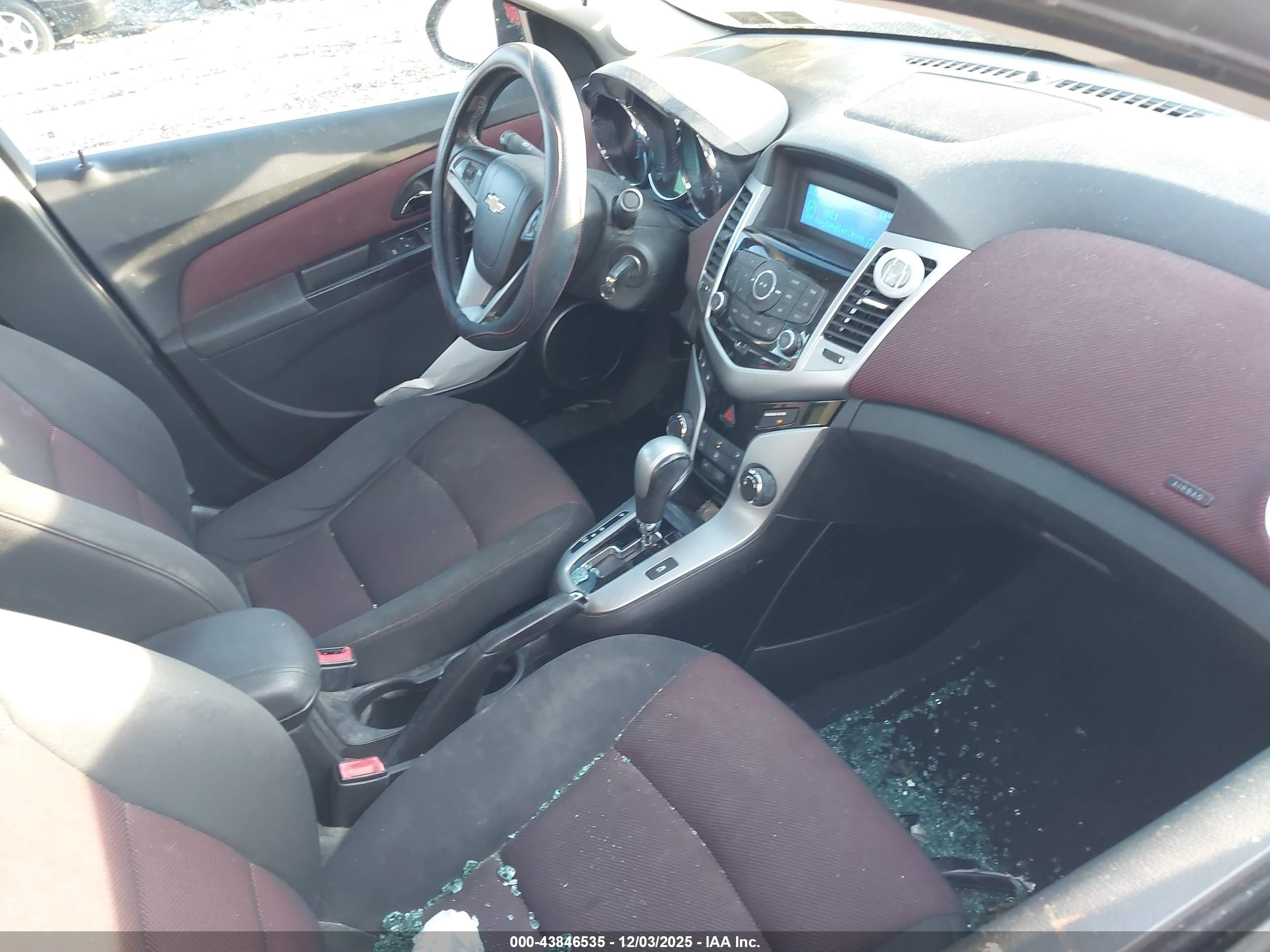 CHEVROLET CRUZE image 5