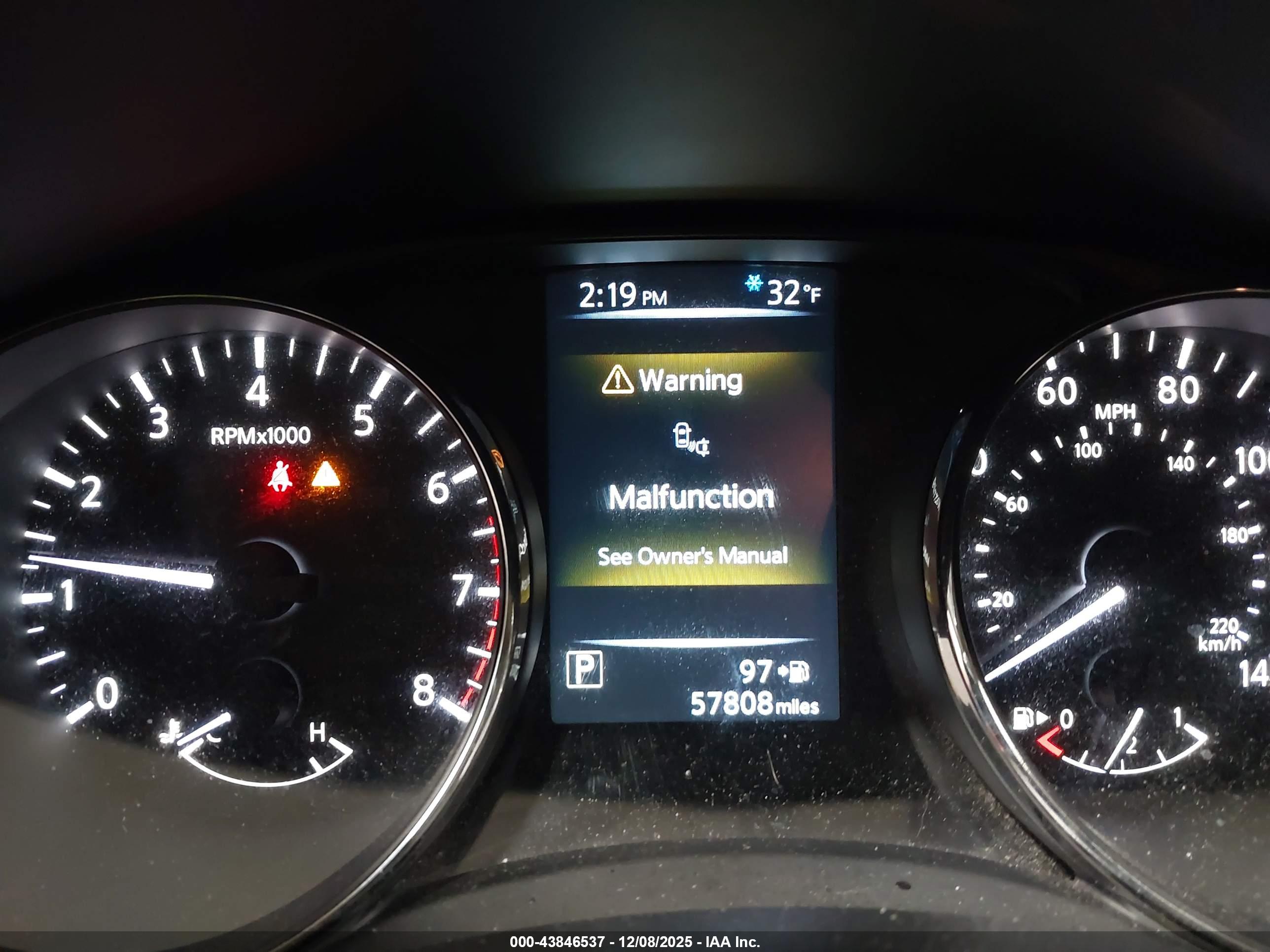 NISSAN ROGUE image 7