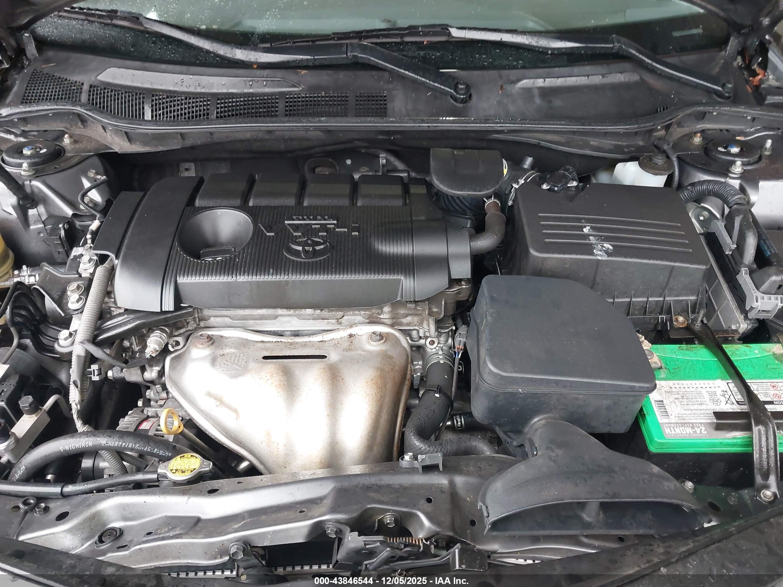 TOYOTA CAMRY image 10