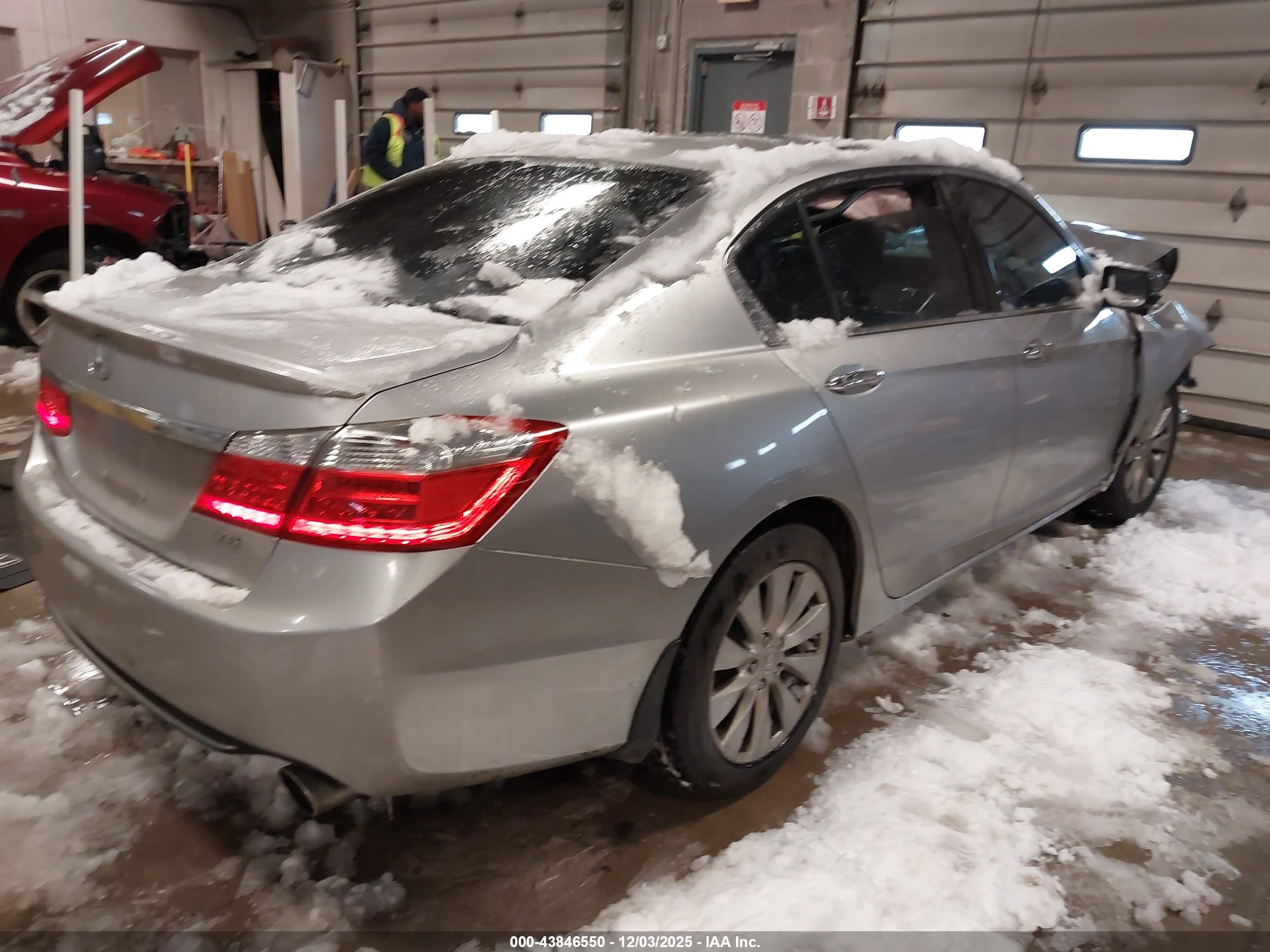 HONDA ACCORD image 4