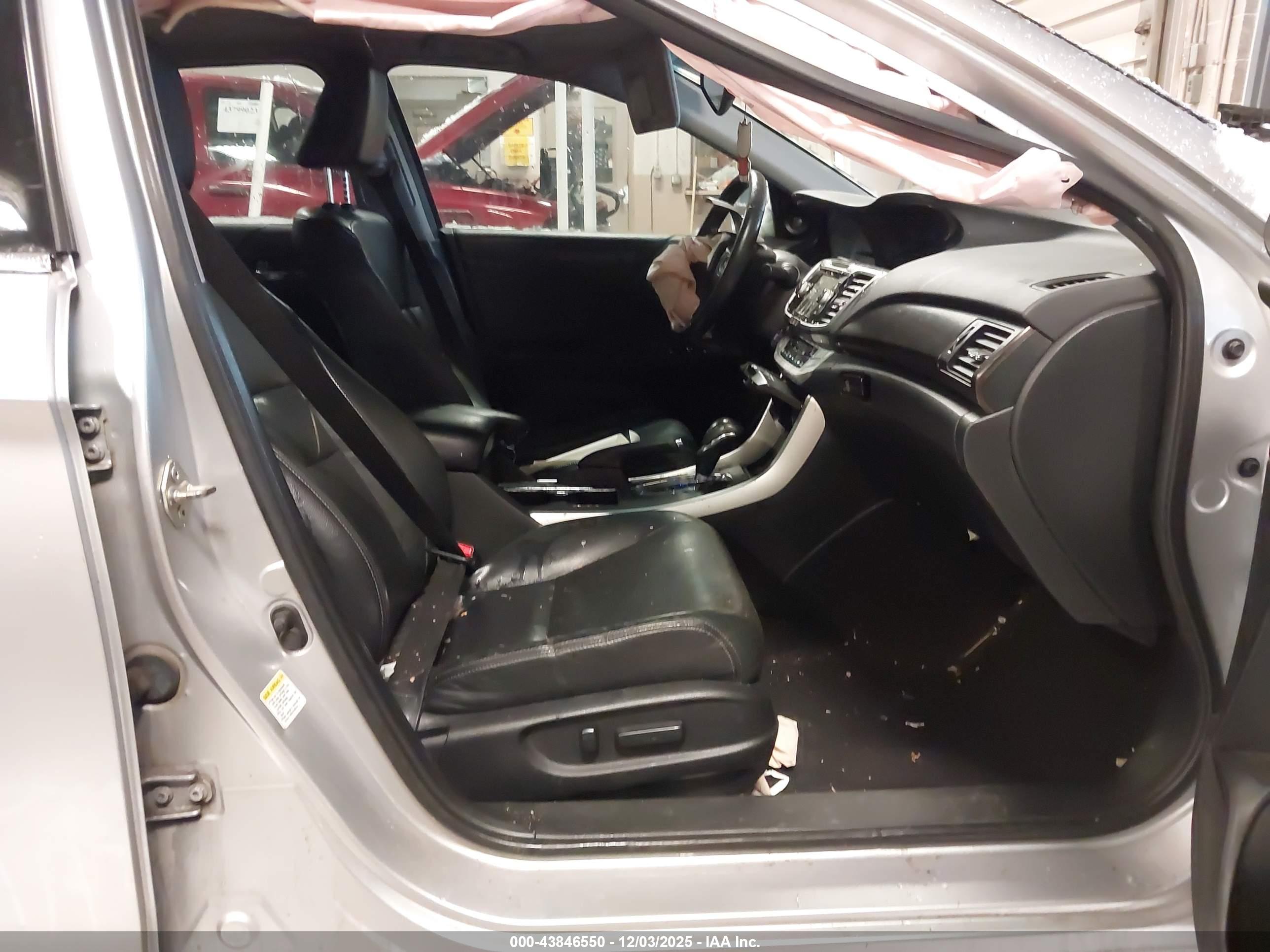 HONDA ACCORD image 5