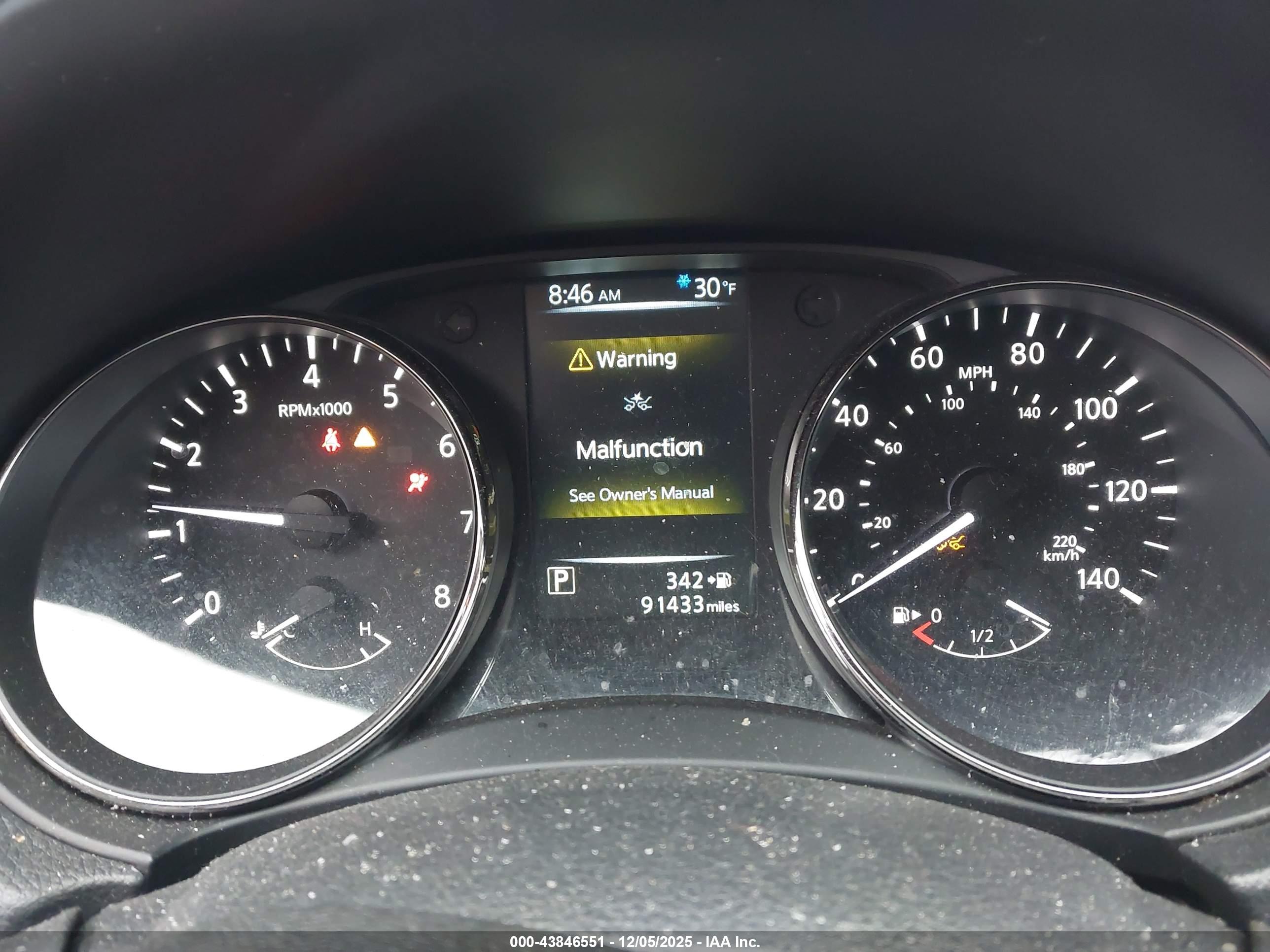 NISSAN ROGUE image 7