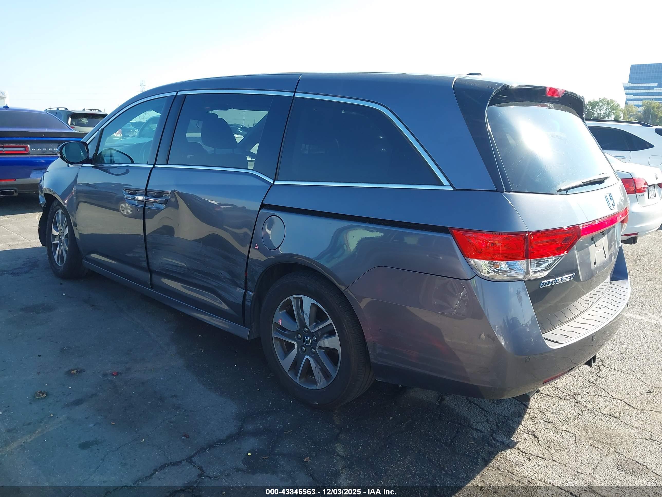 HONDA ODYSSEY image 3