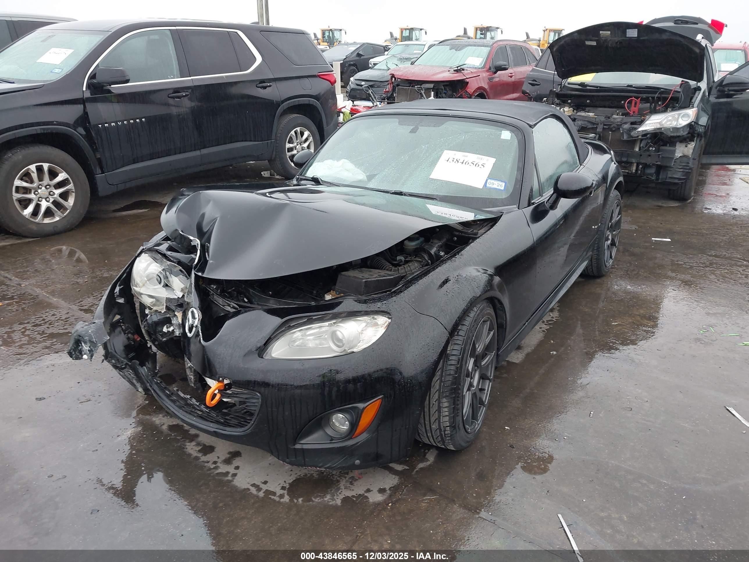 MAZDA MX-5 image 2