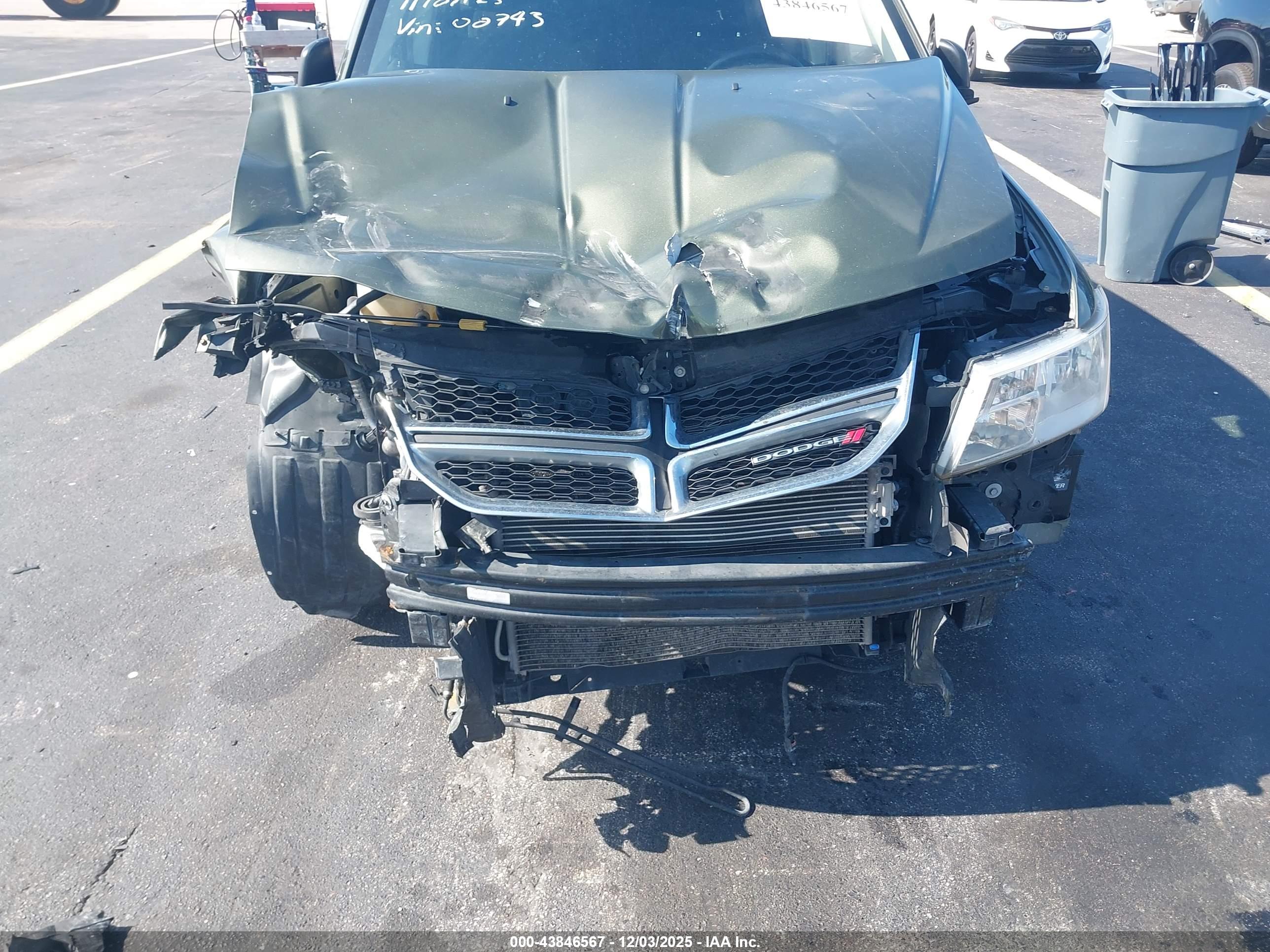 DODGE JOURNEY image 6