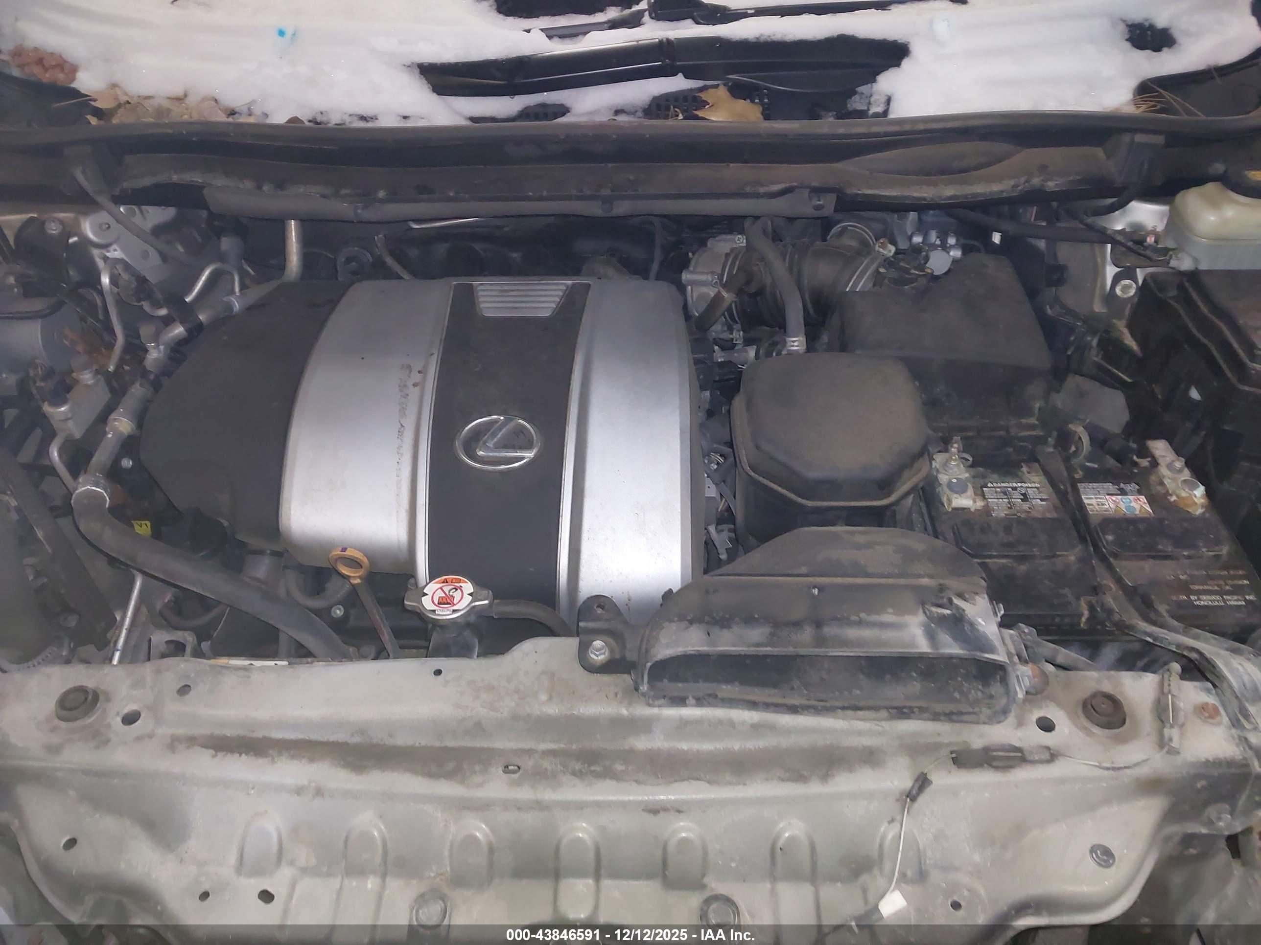LEXUS RX image 10