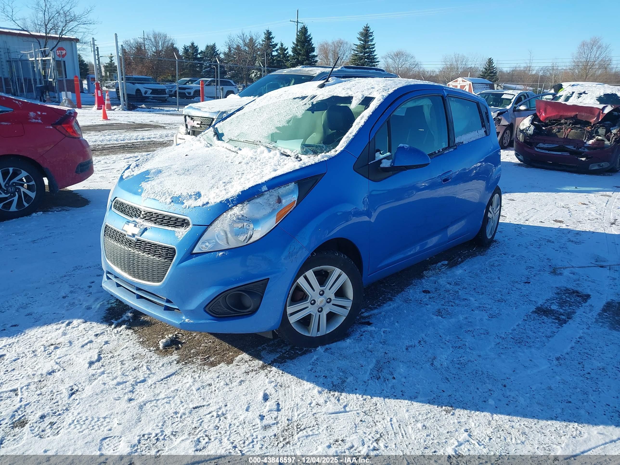 CHEVROLET SPARK image 2