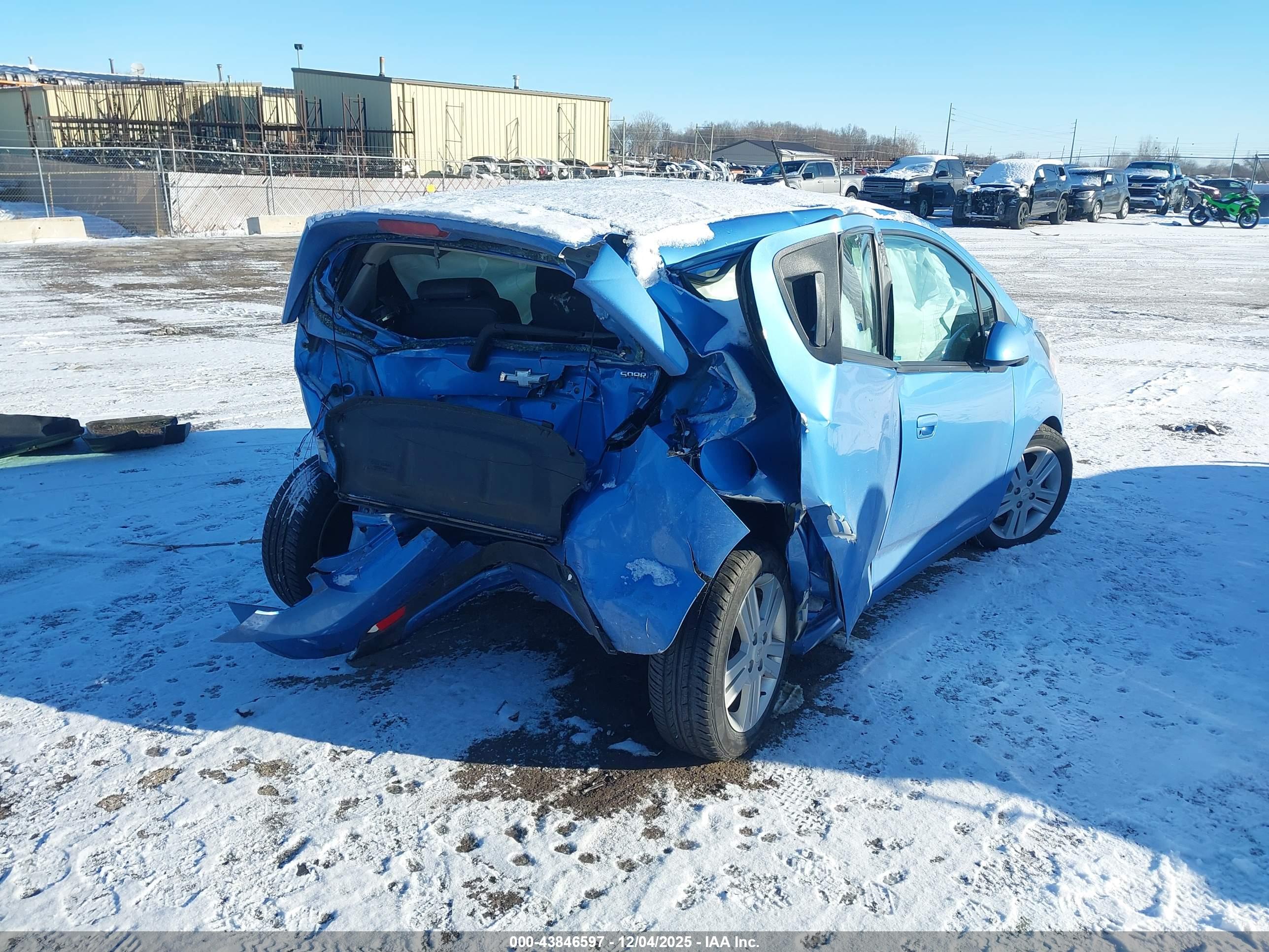CHEVROLET SPARK image 4