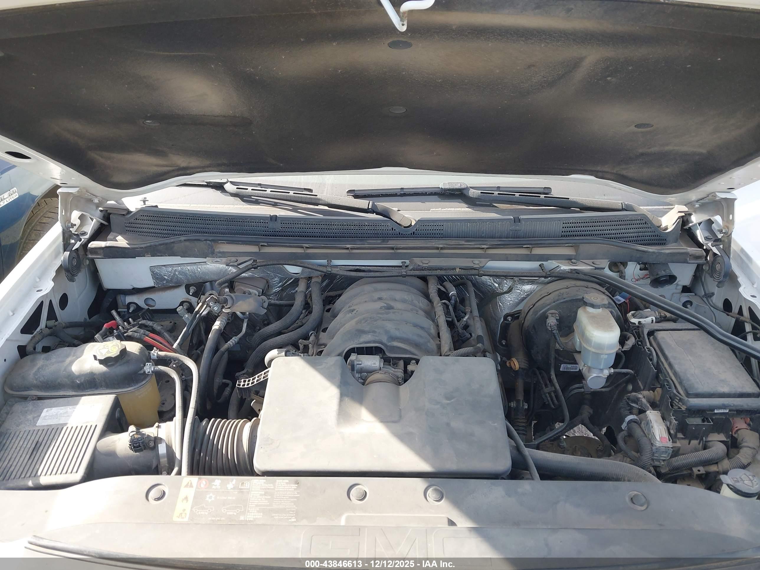GMC SIERRA image 10