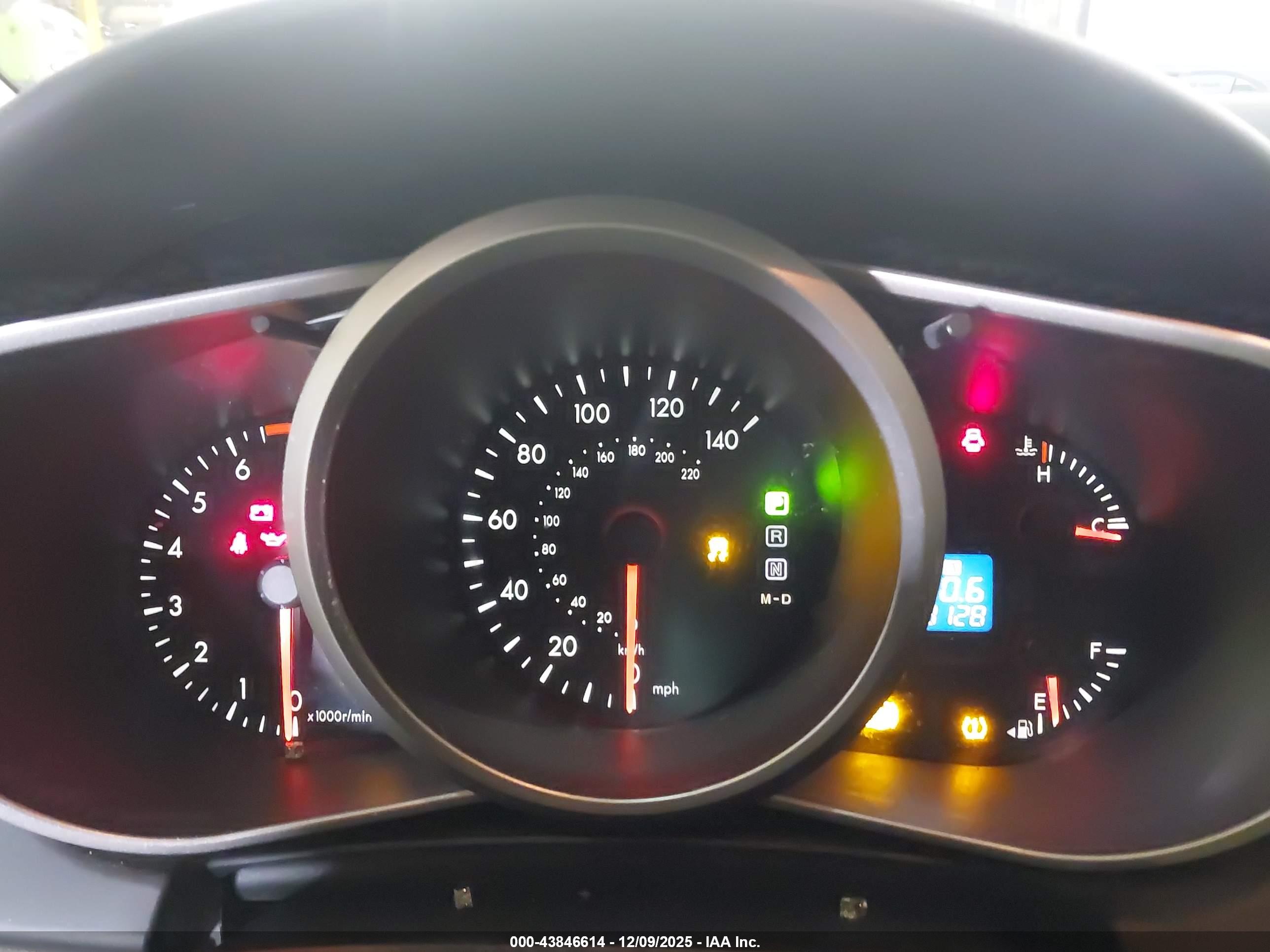 MAZDA CX-7 image 7