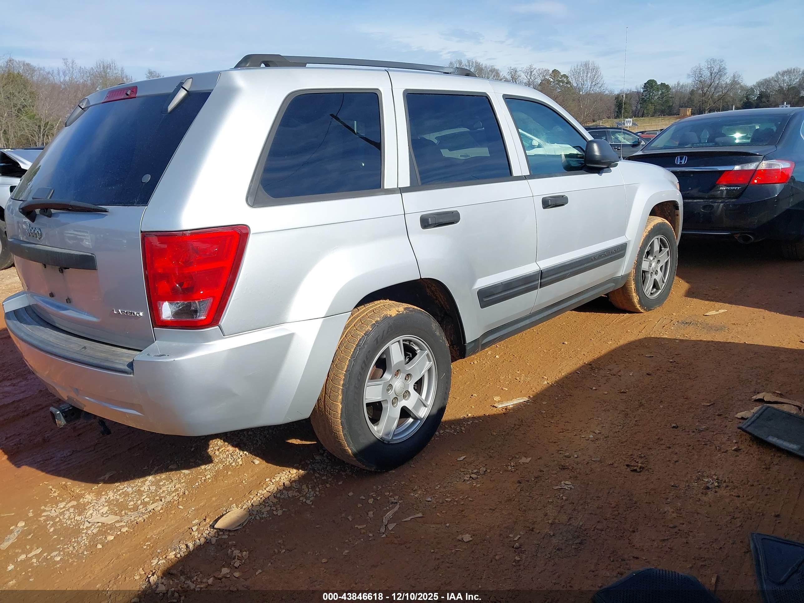 JEEP GRAND image 4
