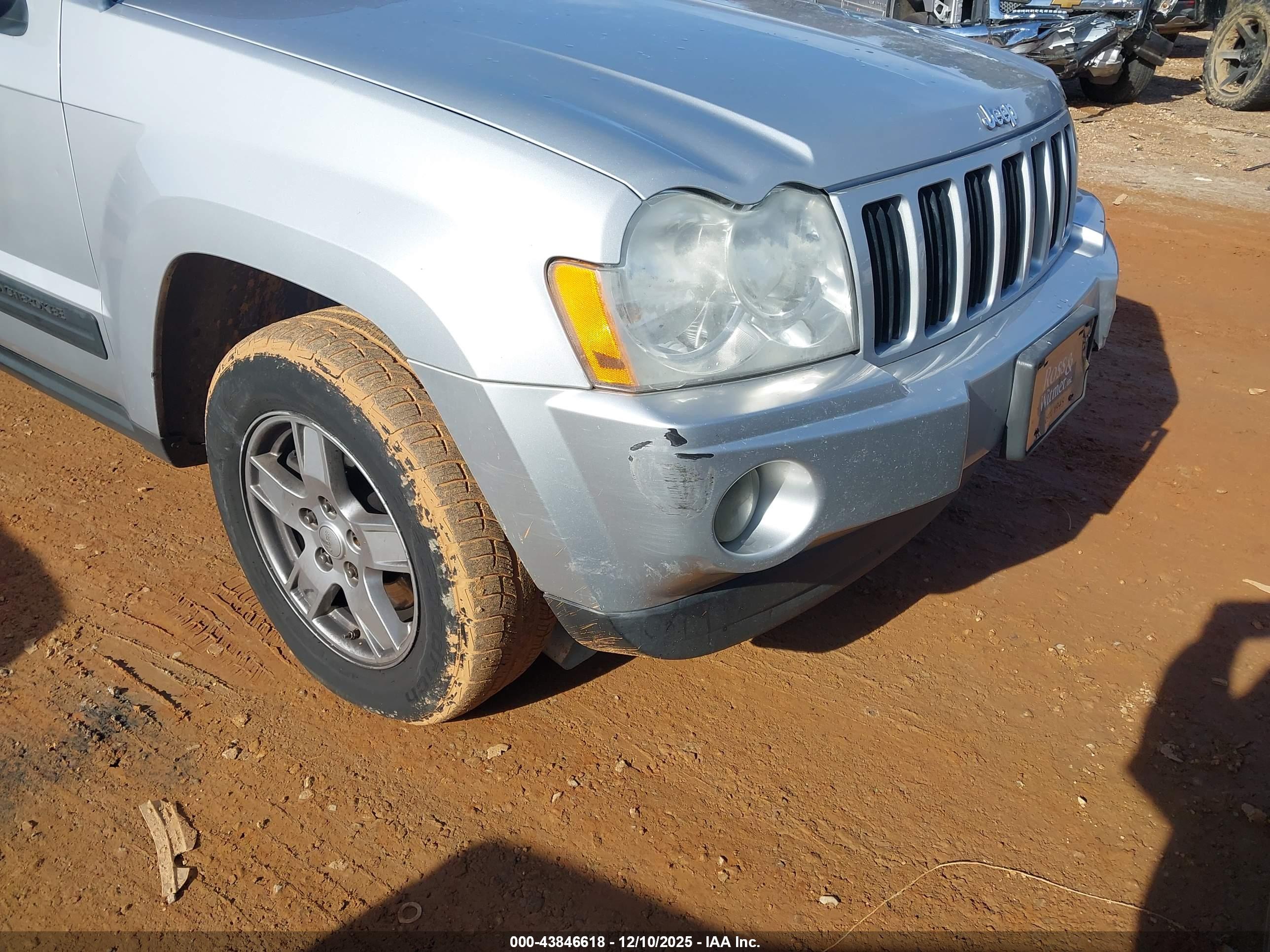 JEEP GRAND image 6
