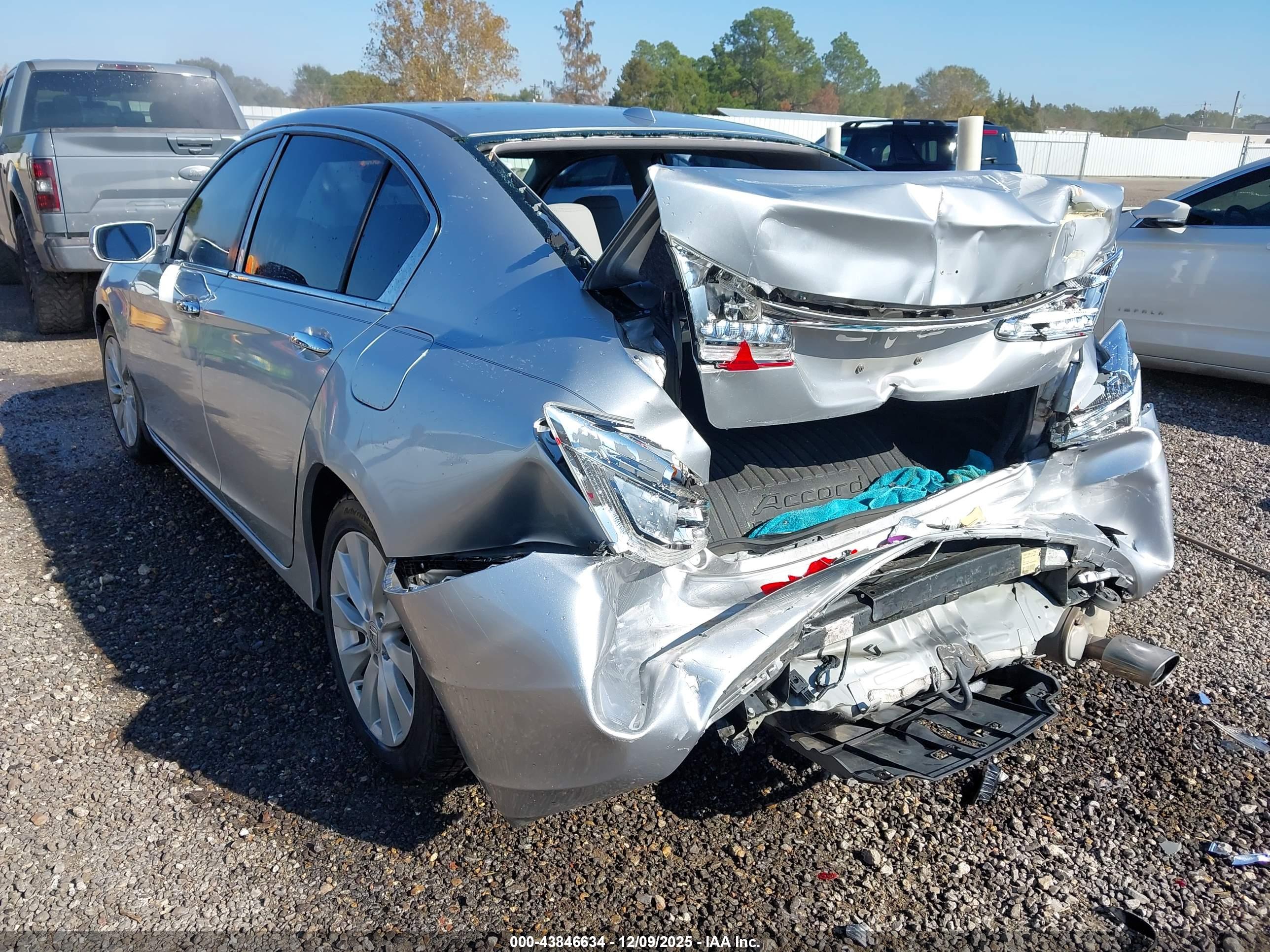 HONDA ACCORD image 6