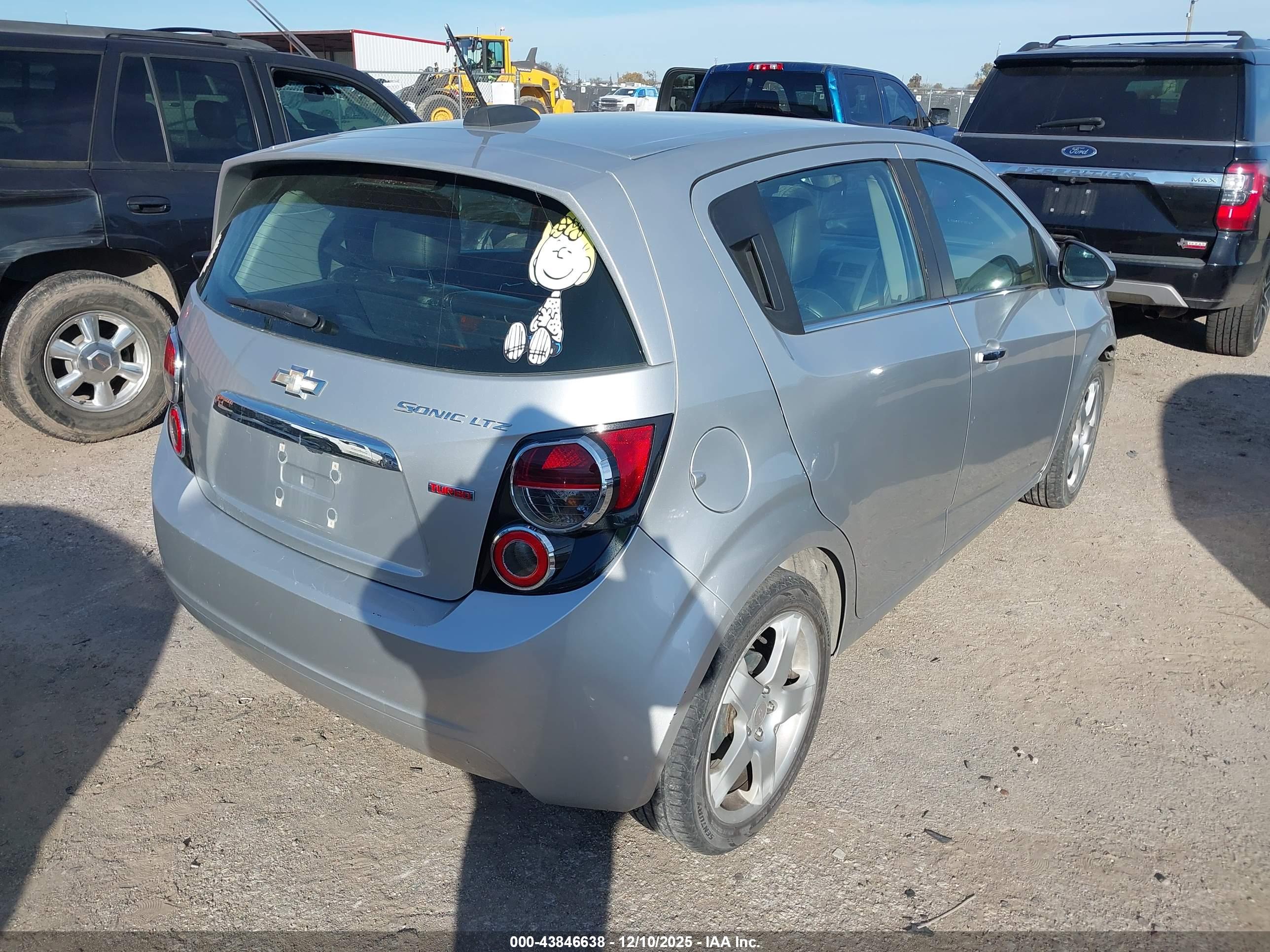 CHEVROLET SONIC image 4