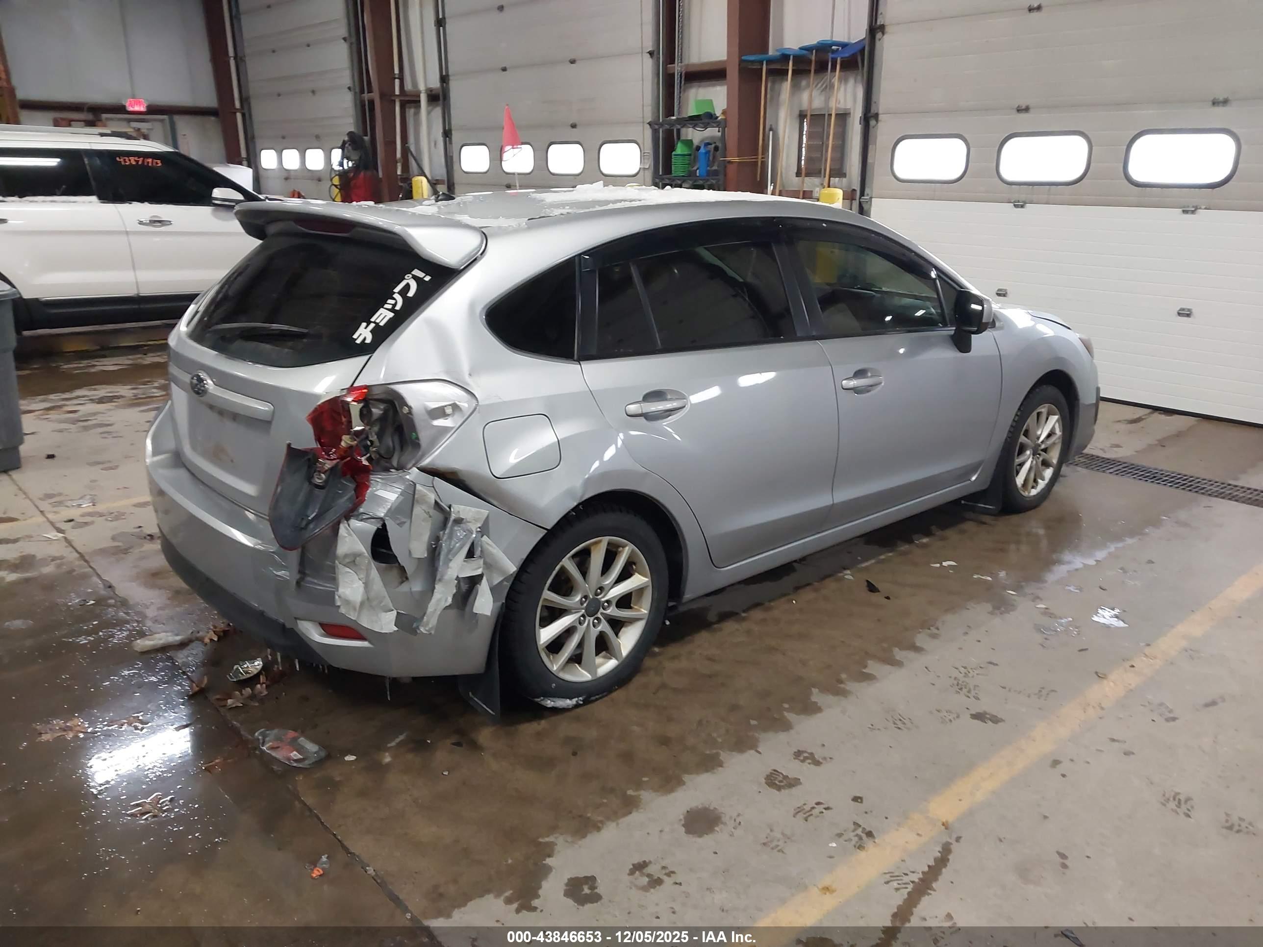 SUBARU IMPREZA image 4