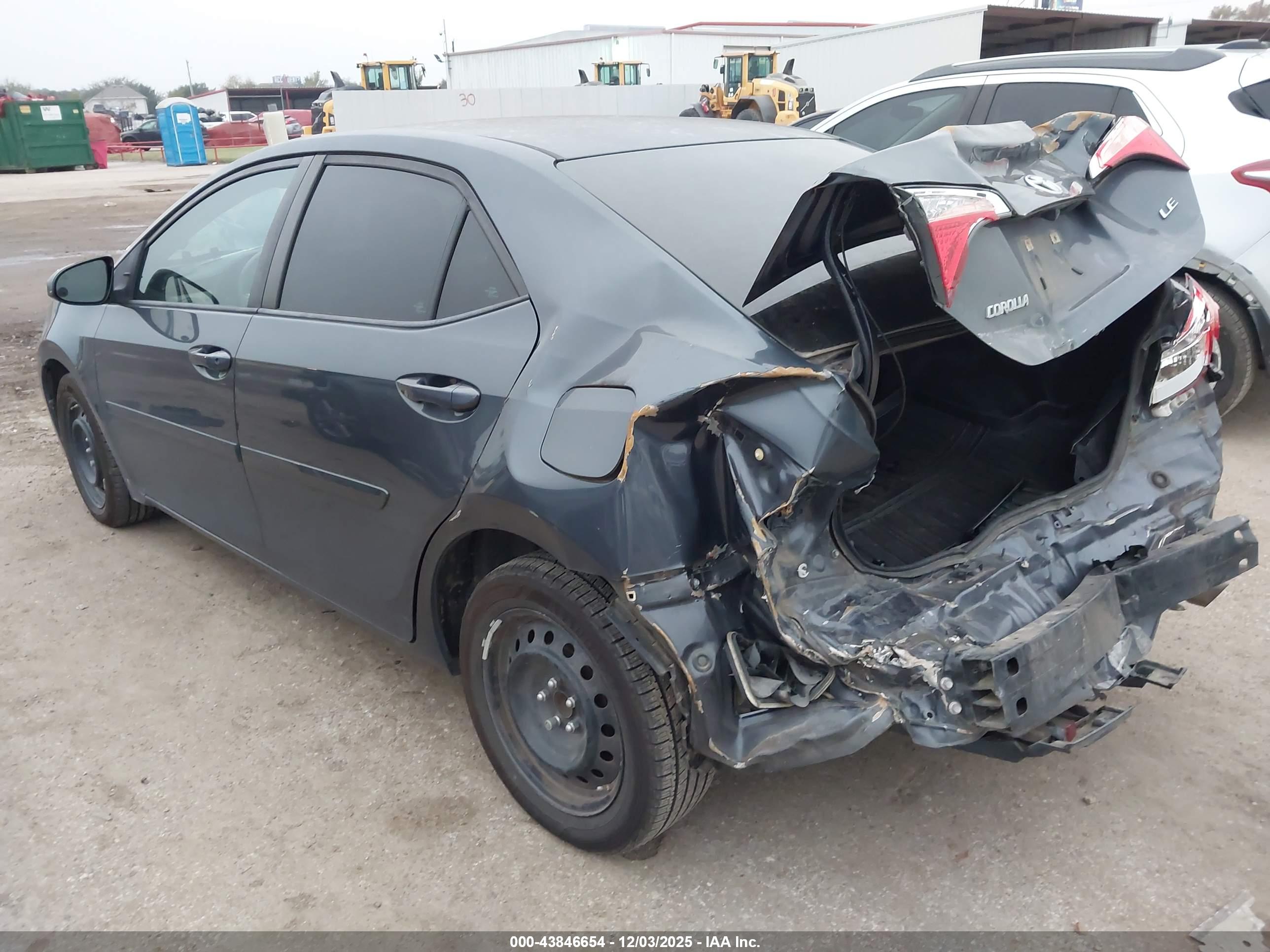 TOYOTA COROLLA image 3