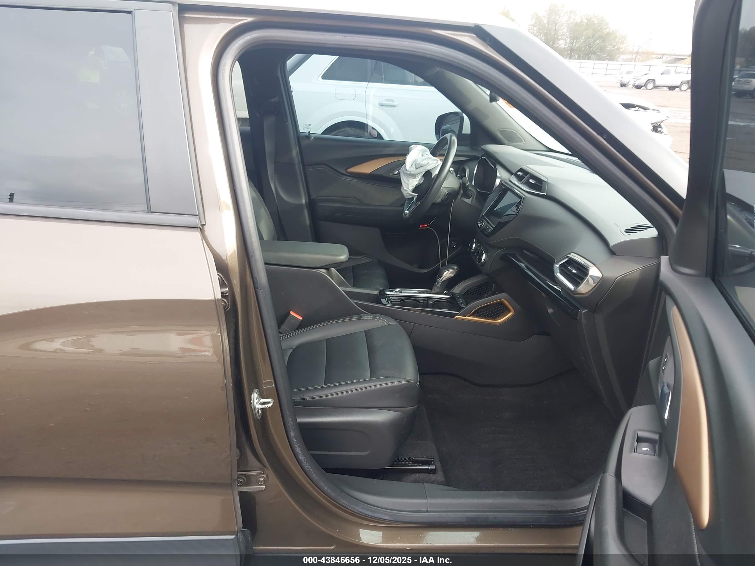CHEVROLET TRAILBLAZER image 5