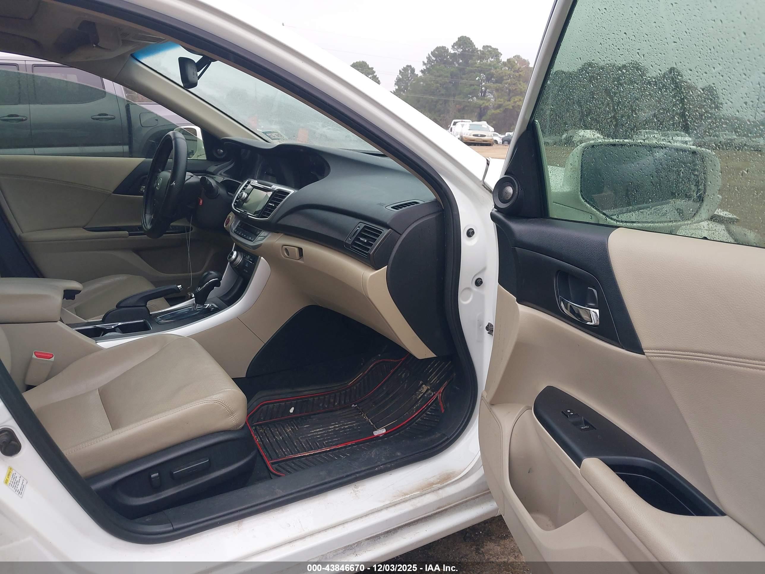 HONDA ACCORD image 5