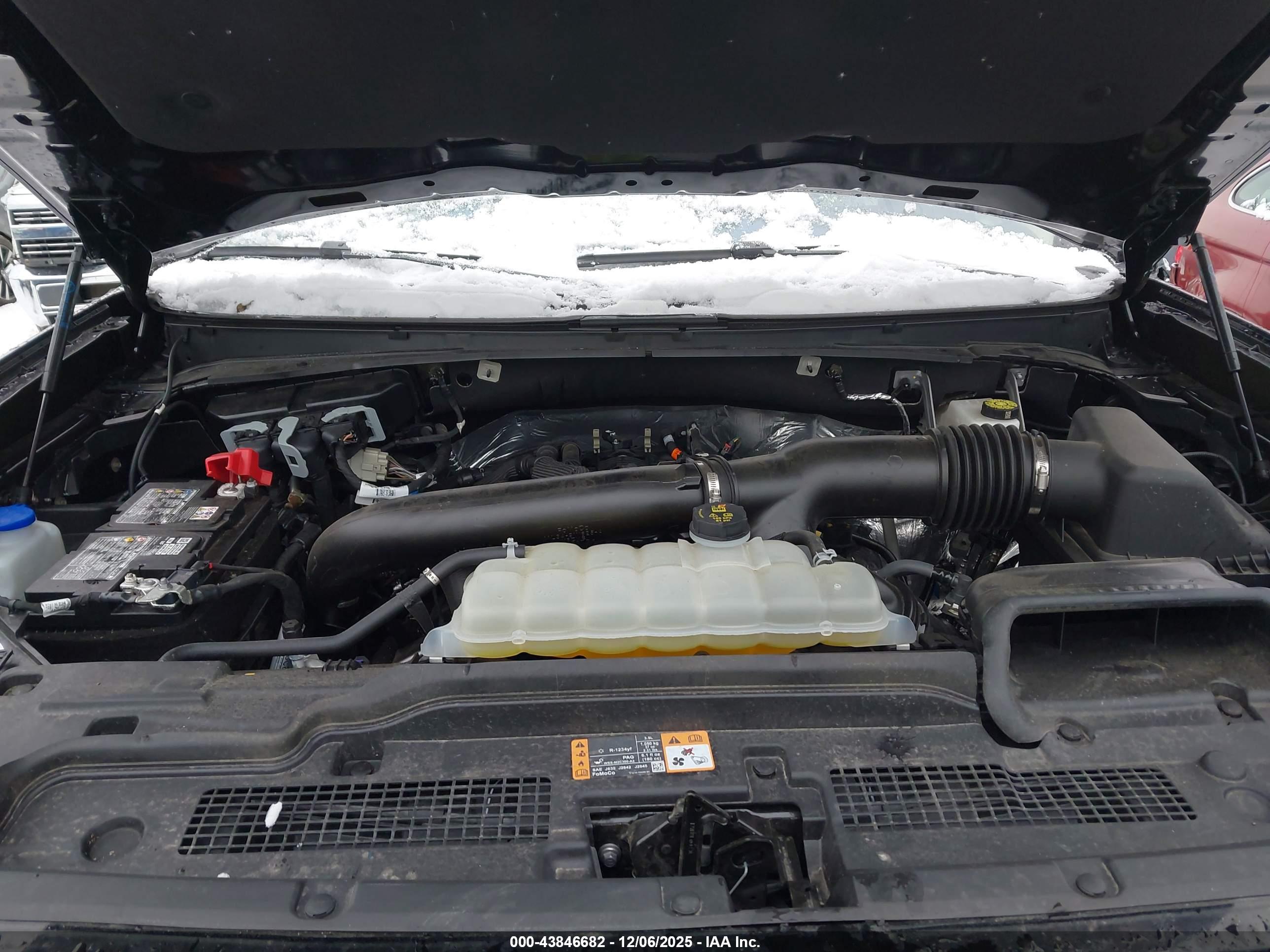 FORD EXPEDITION image 10