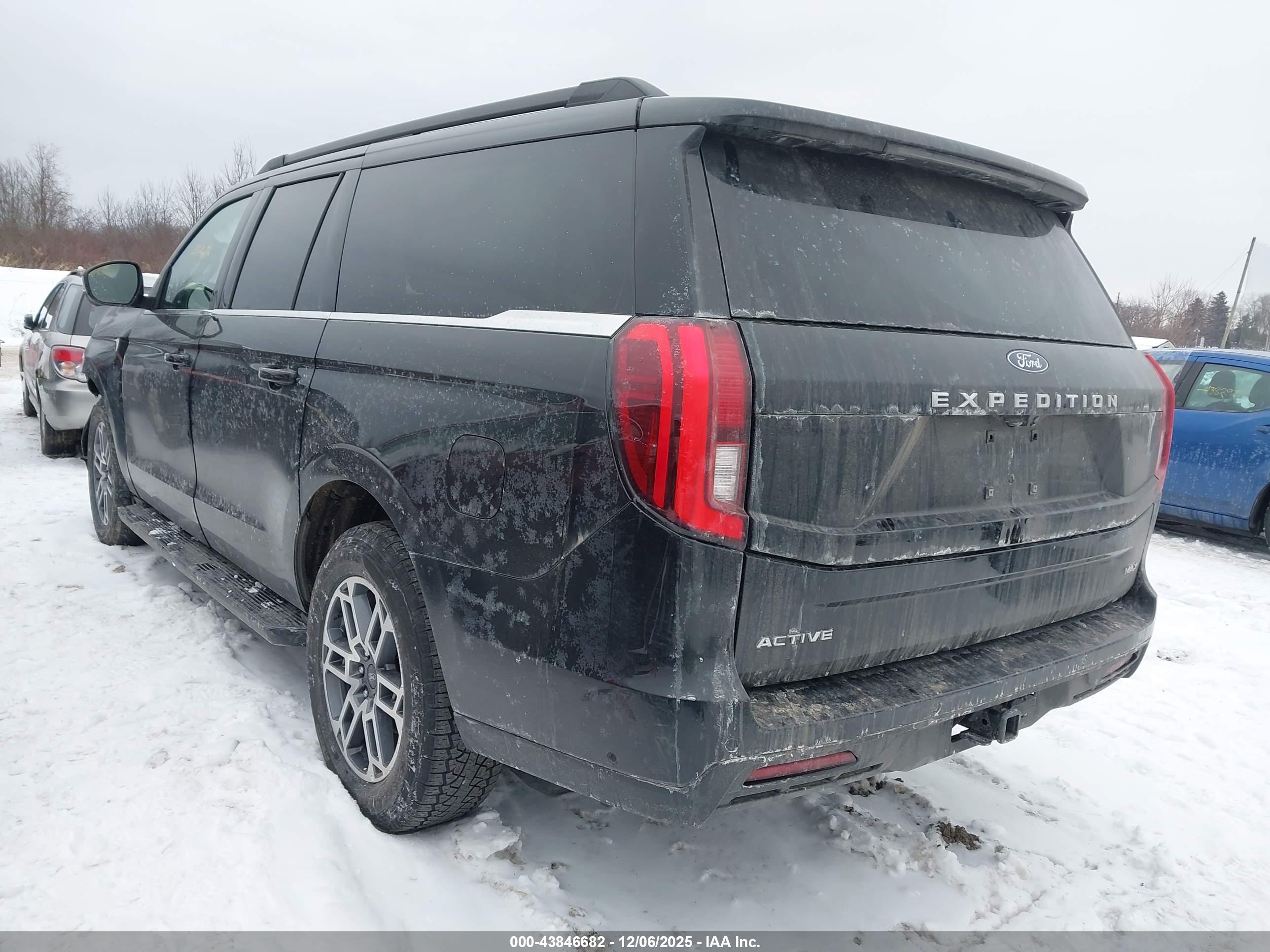 FORD EXPEDITION image 3