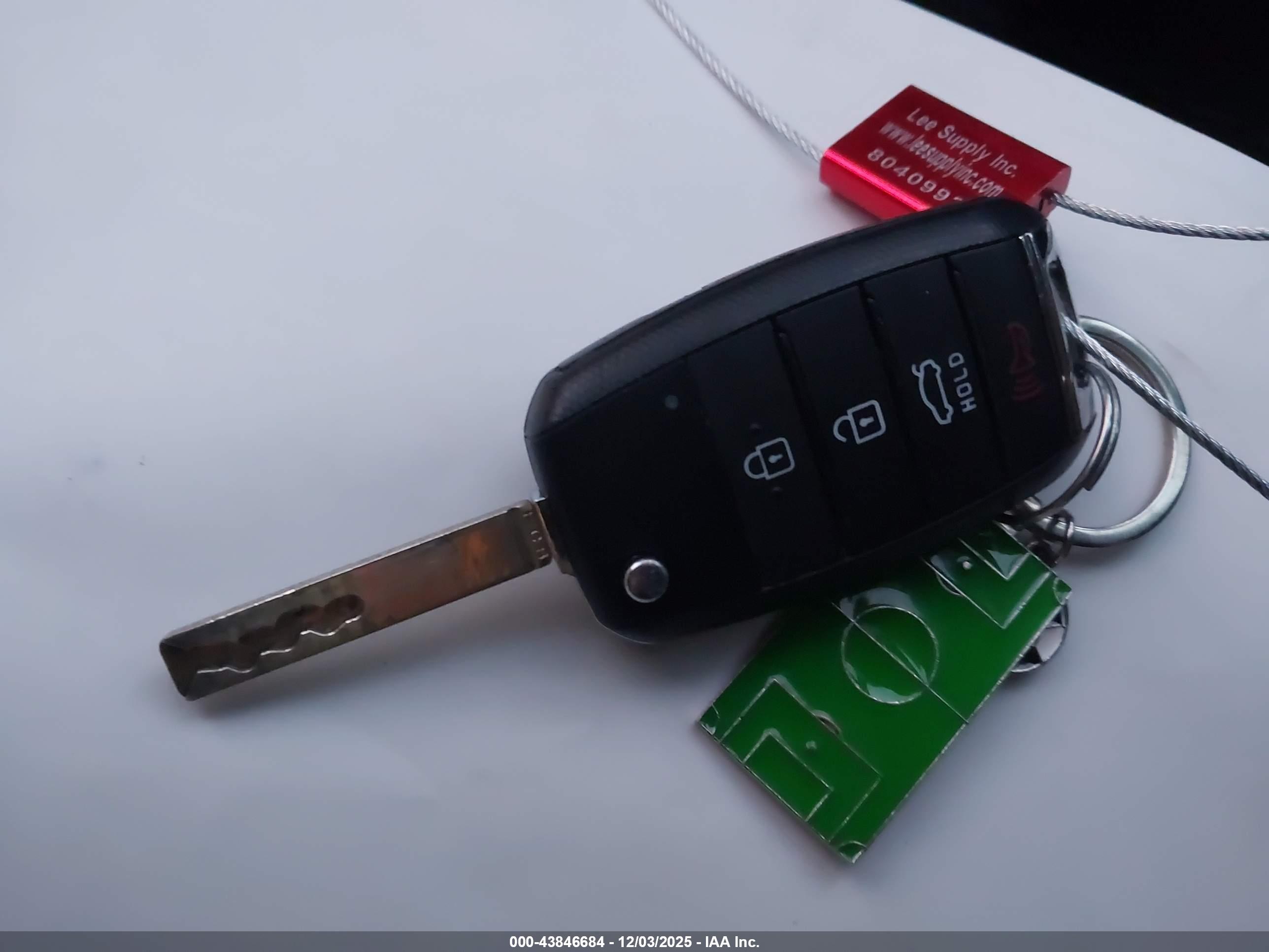 KIA RIO image 11