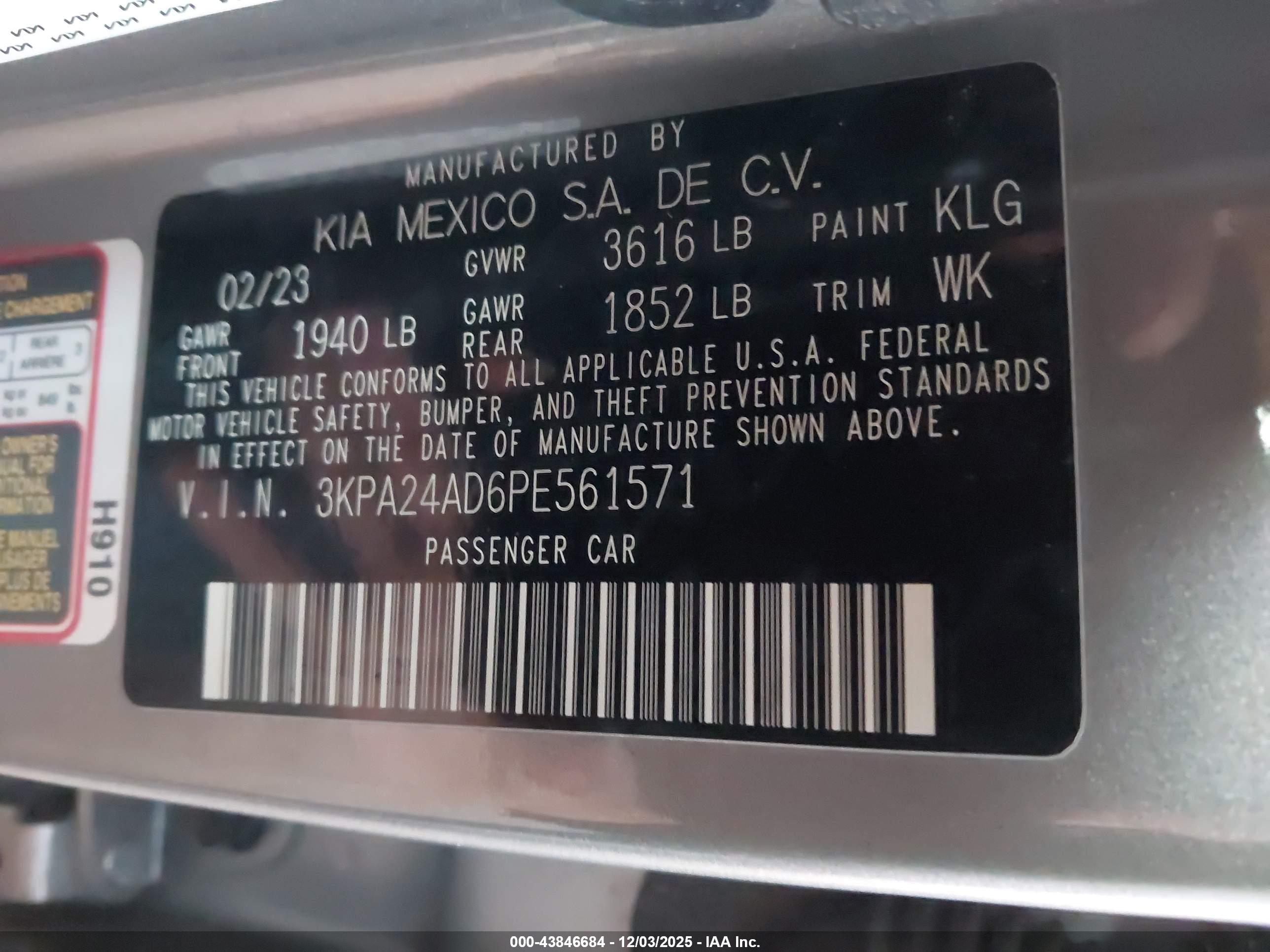 KIA RIO image 9