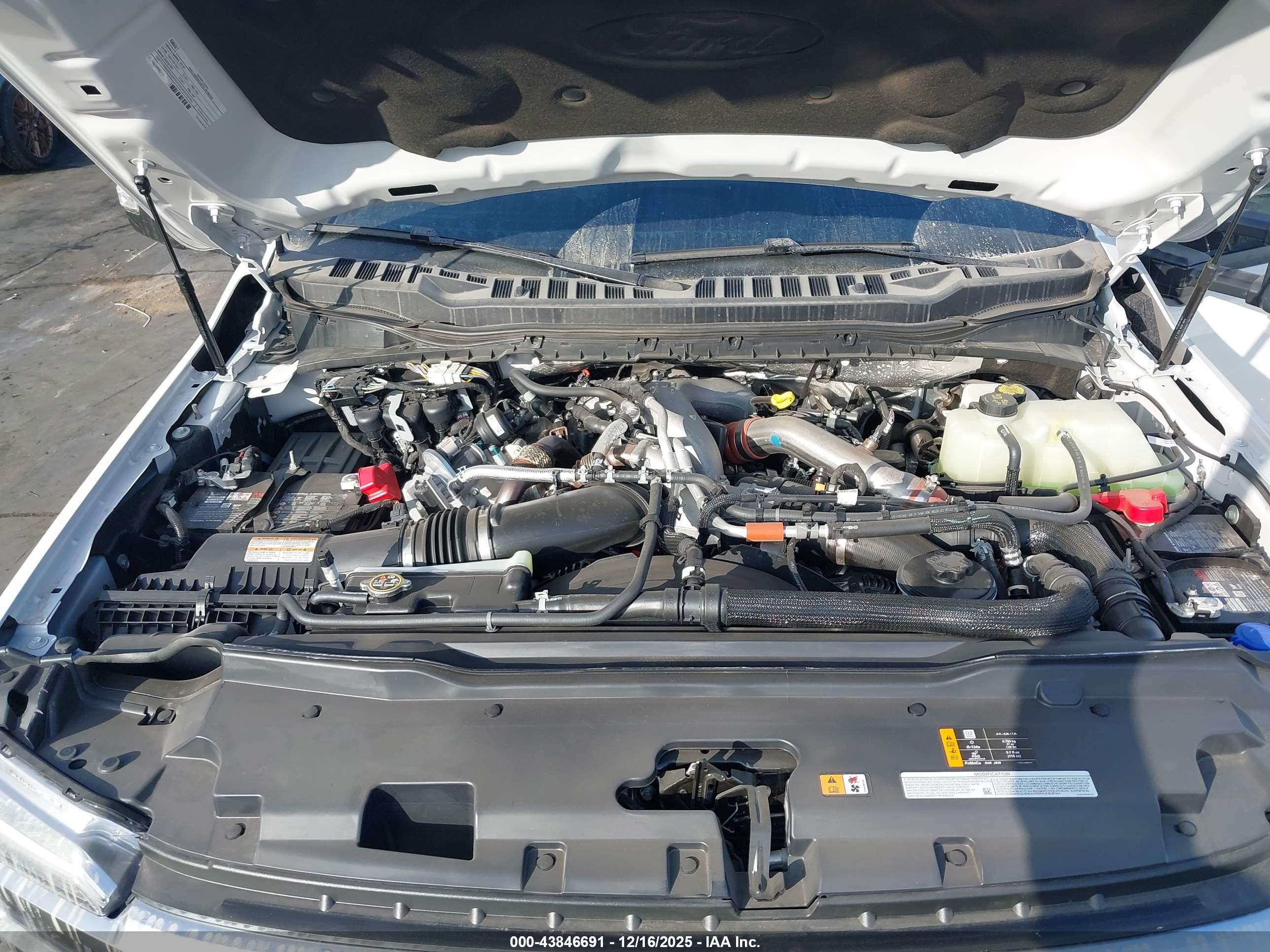 FORD F-450 image 10