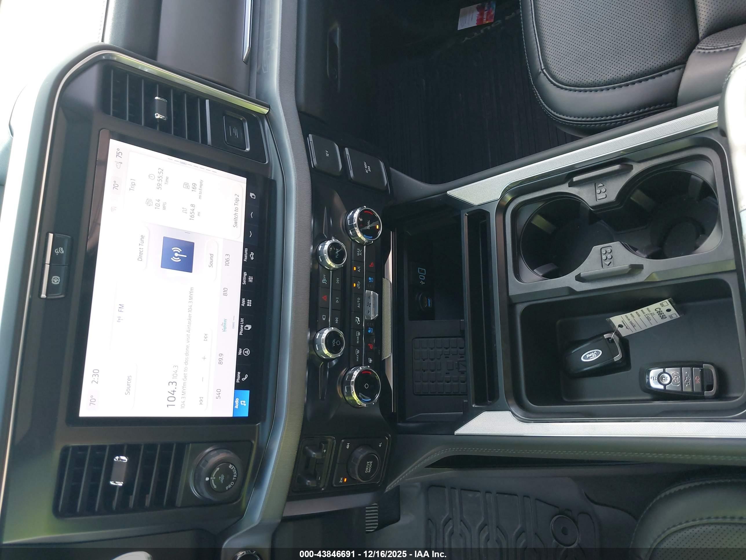 FORD F-450 image 11