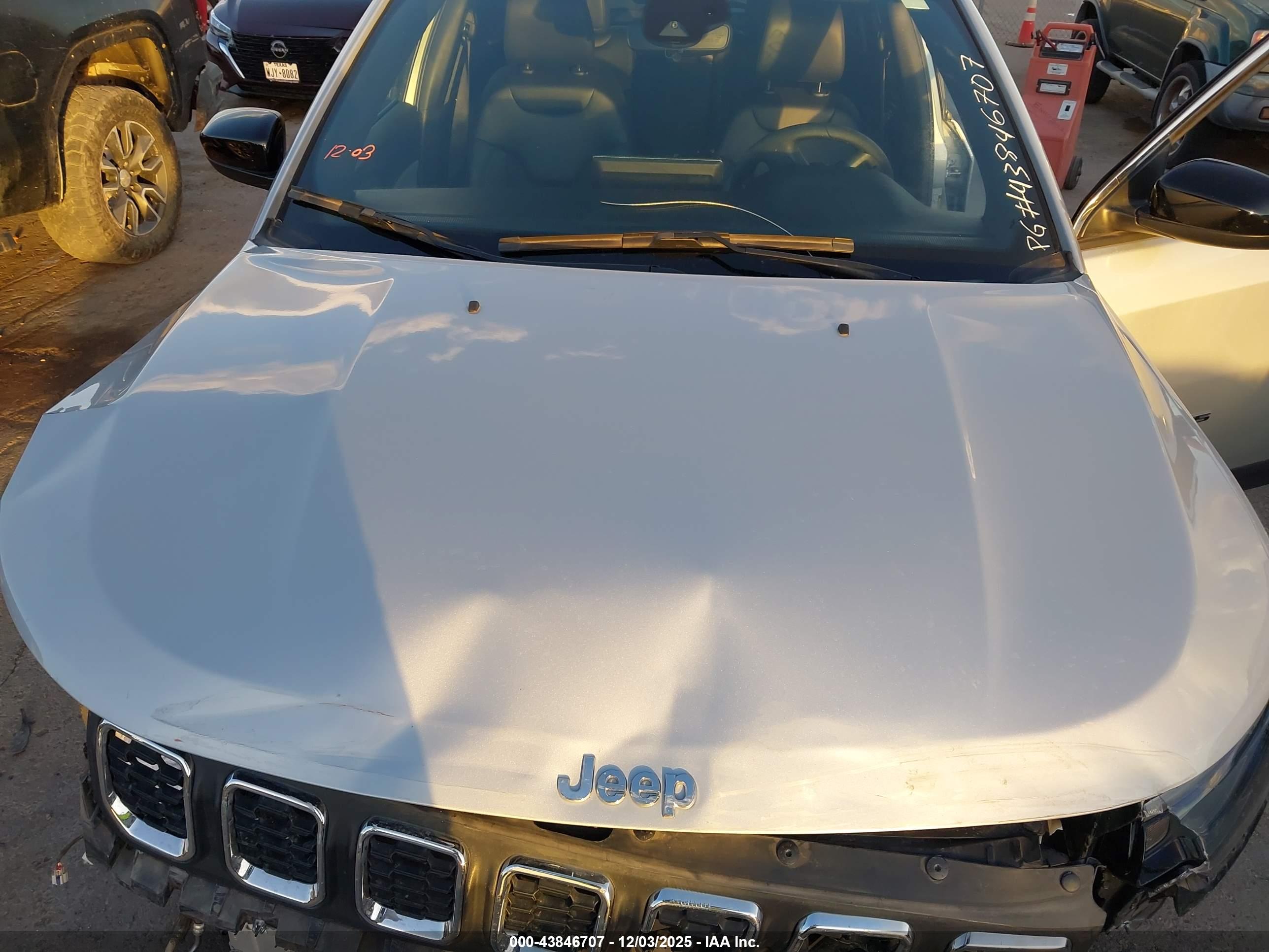 JEEP COMPASS image 10