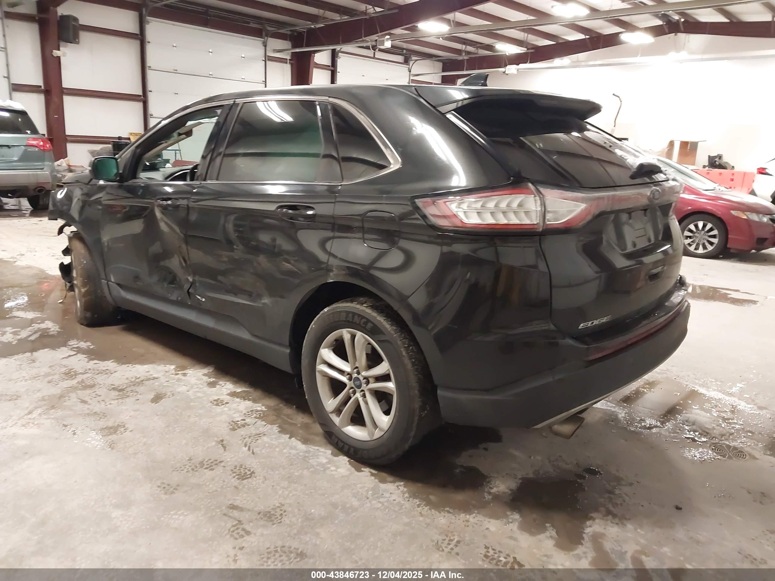 FORD EDGE image 3