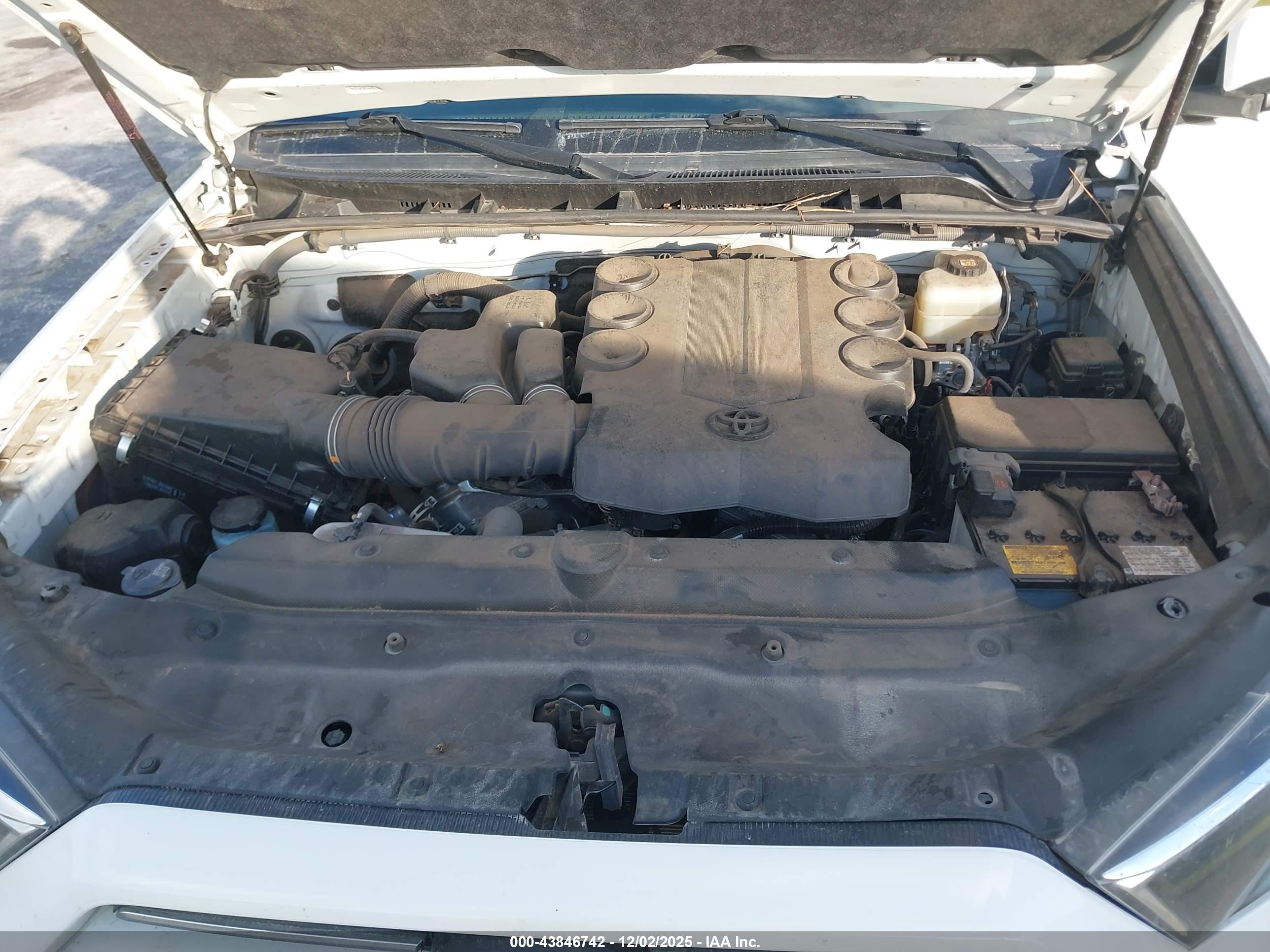 TOYOTA 4RUNNER image 10
