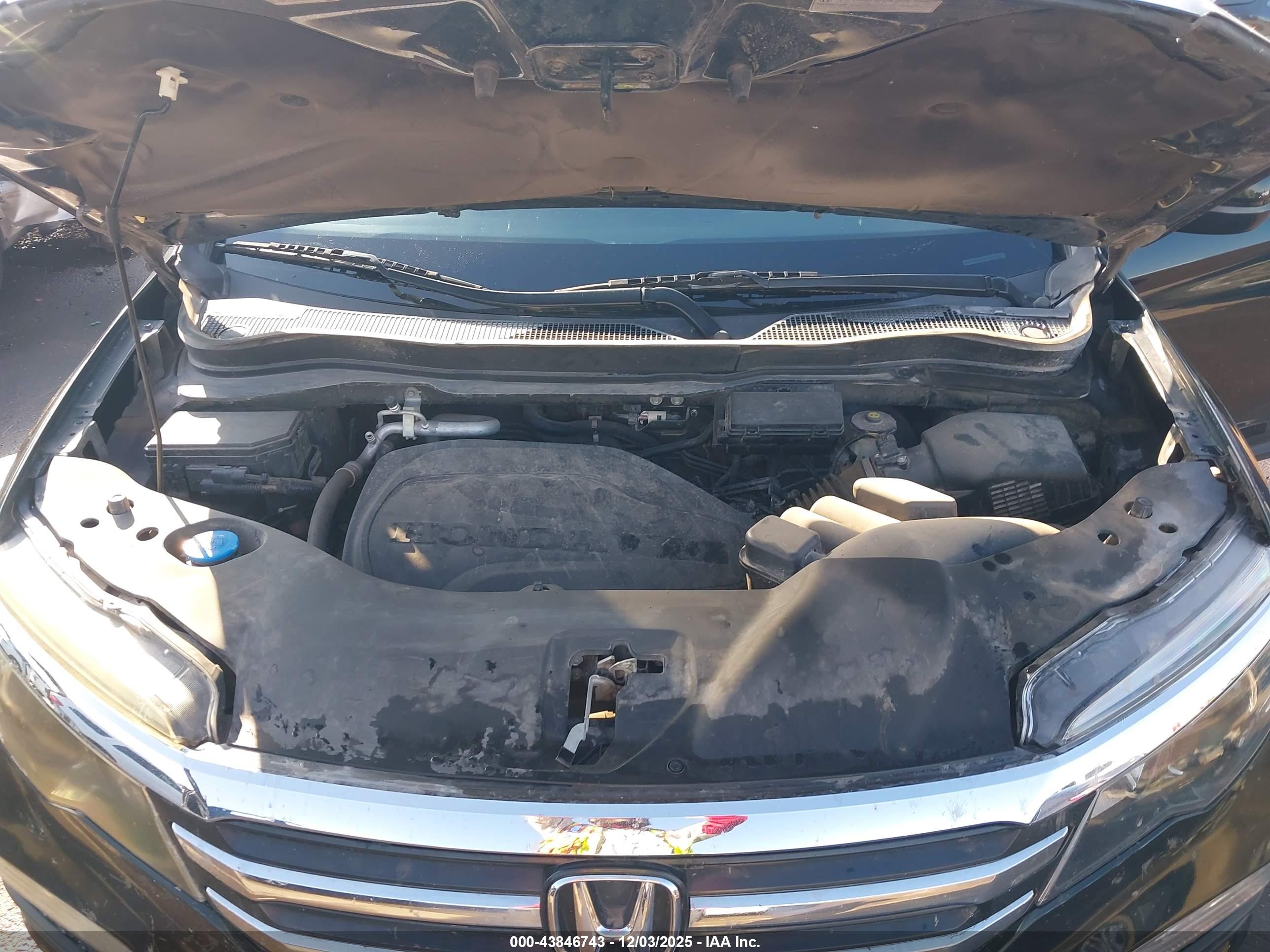 HONDA PILOT image 10