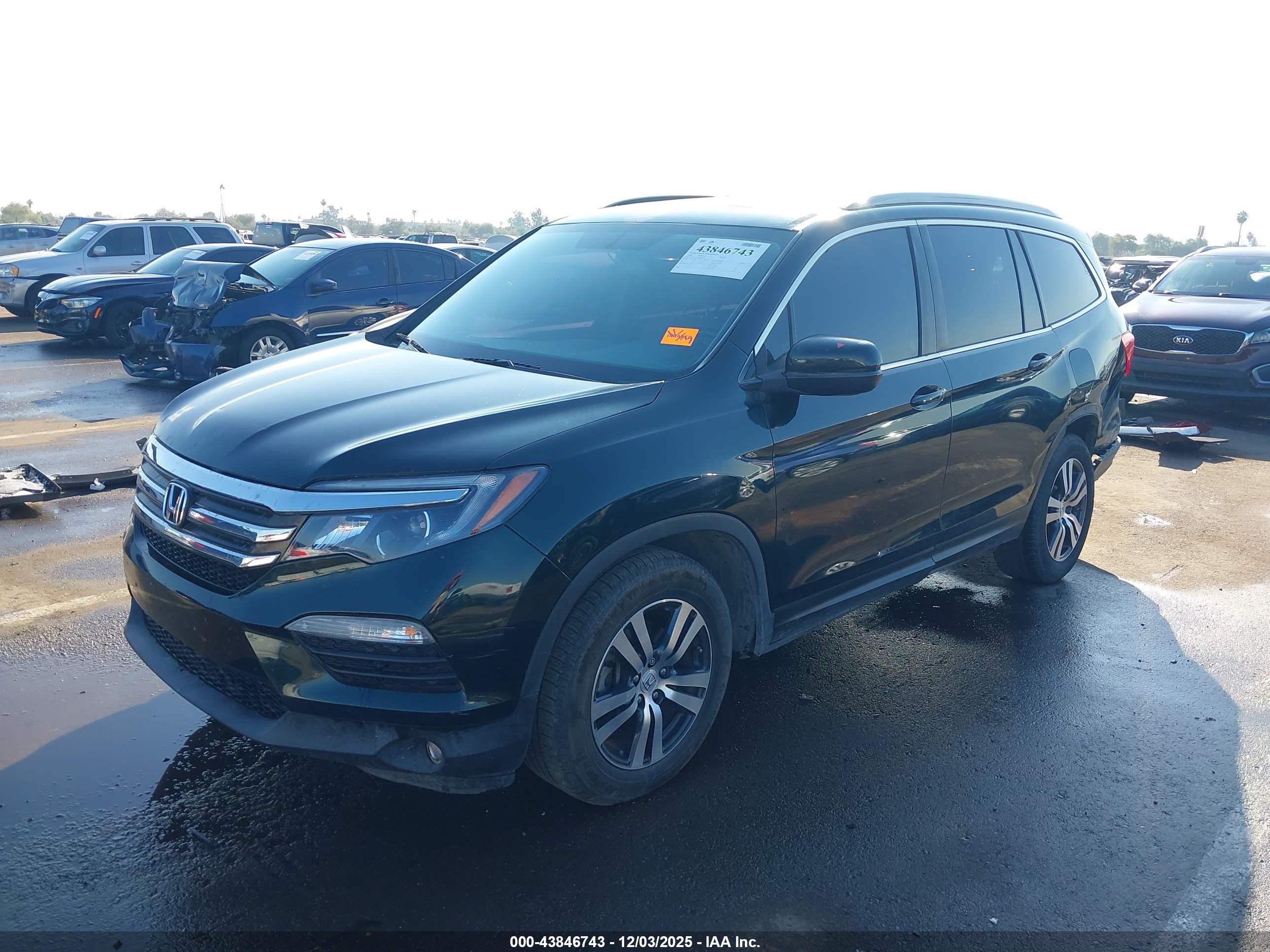 HONDA PILOT image 2