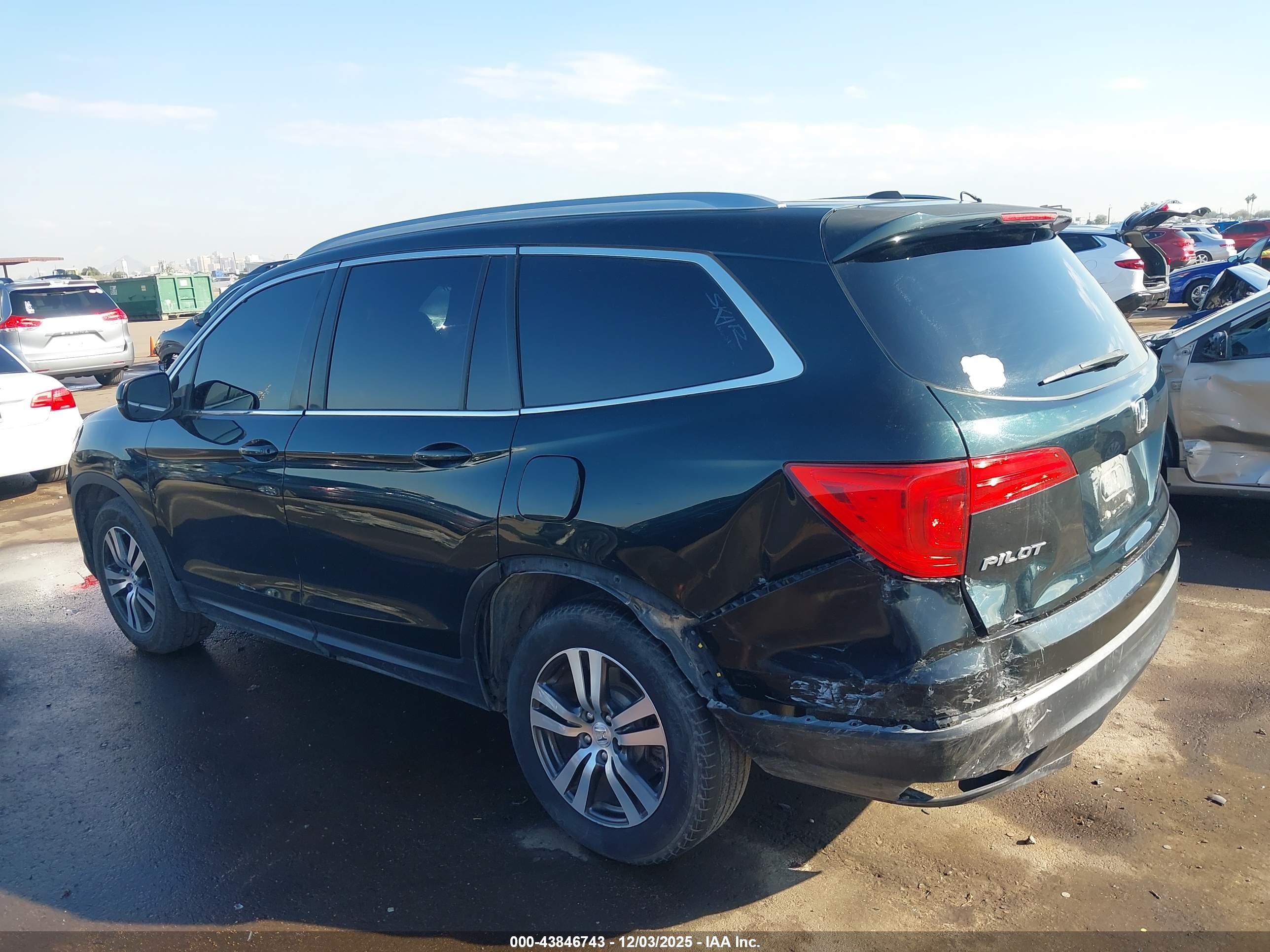 HONDA PILOT image 6