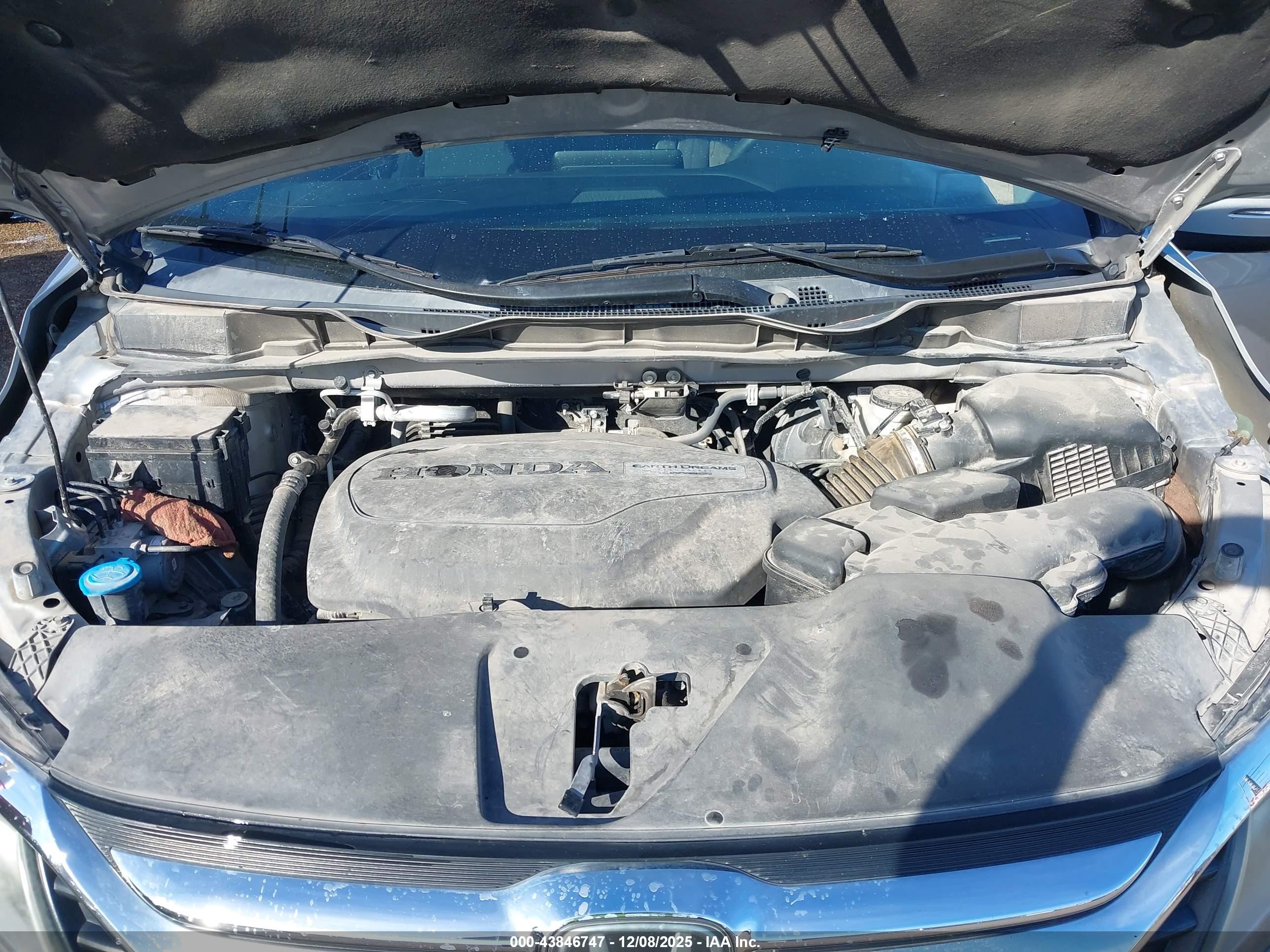 HONDA ODYSSEY image 10