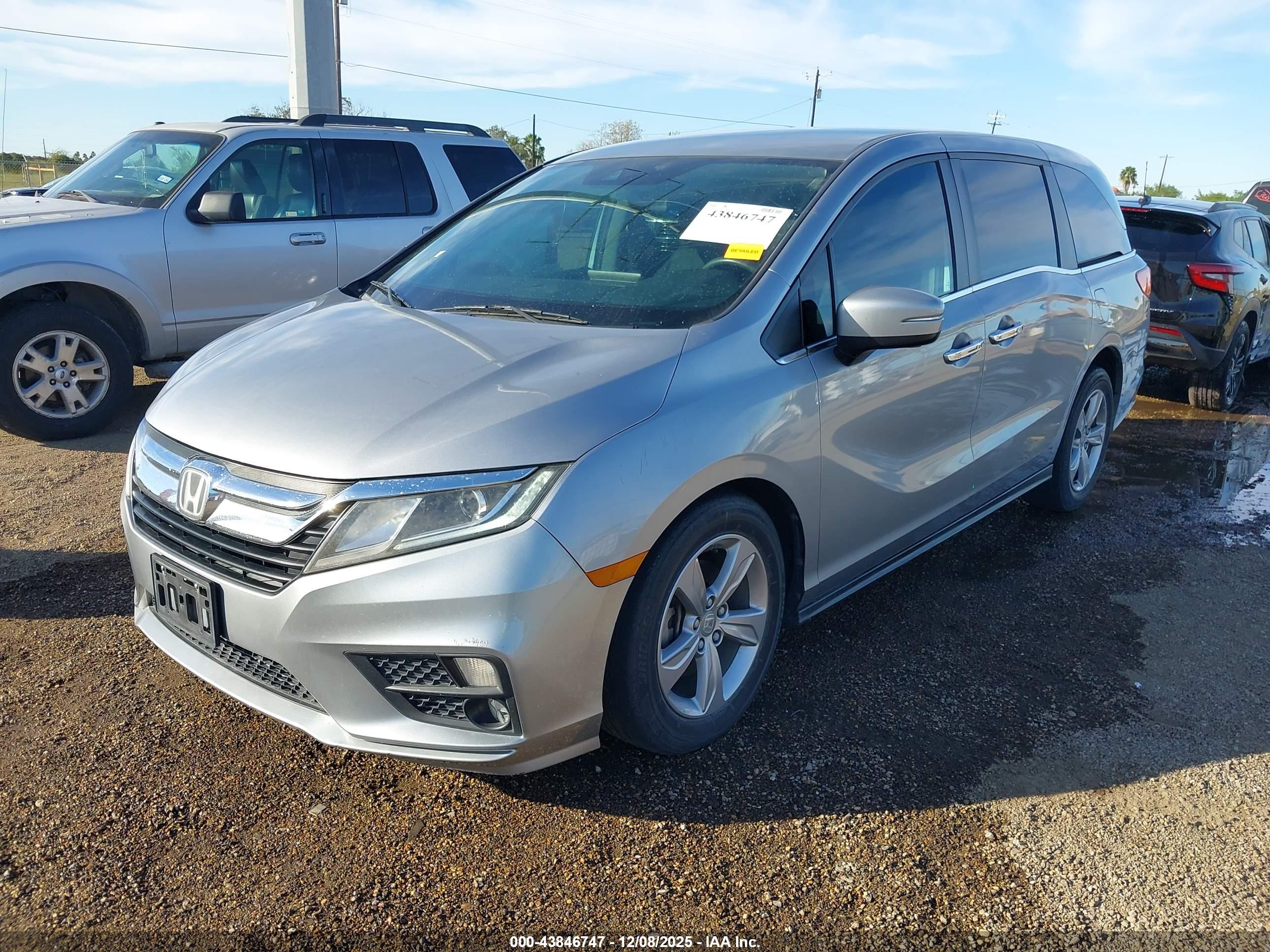 HONDA ODYSSEY image 2