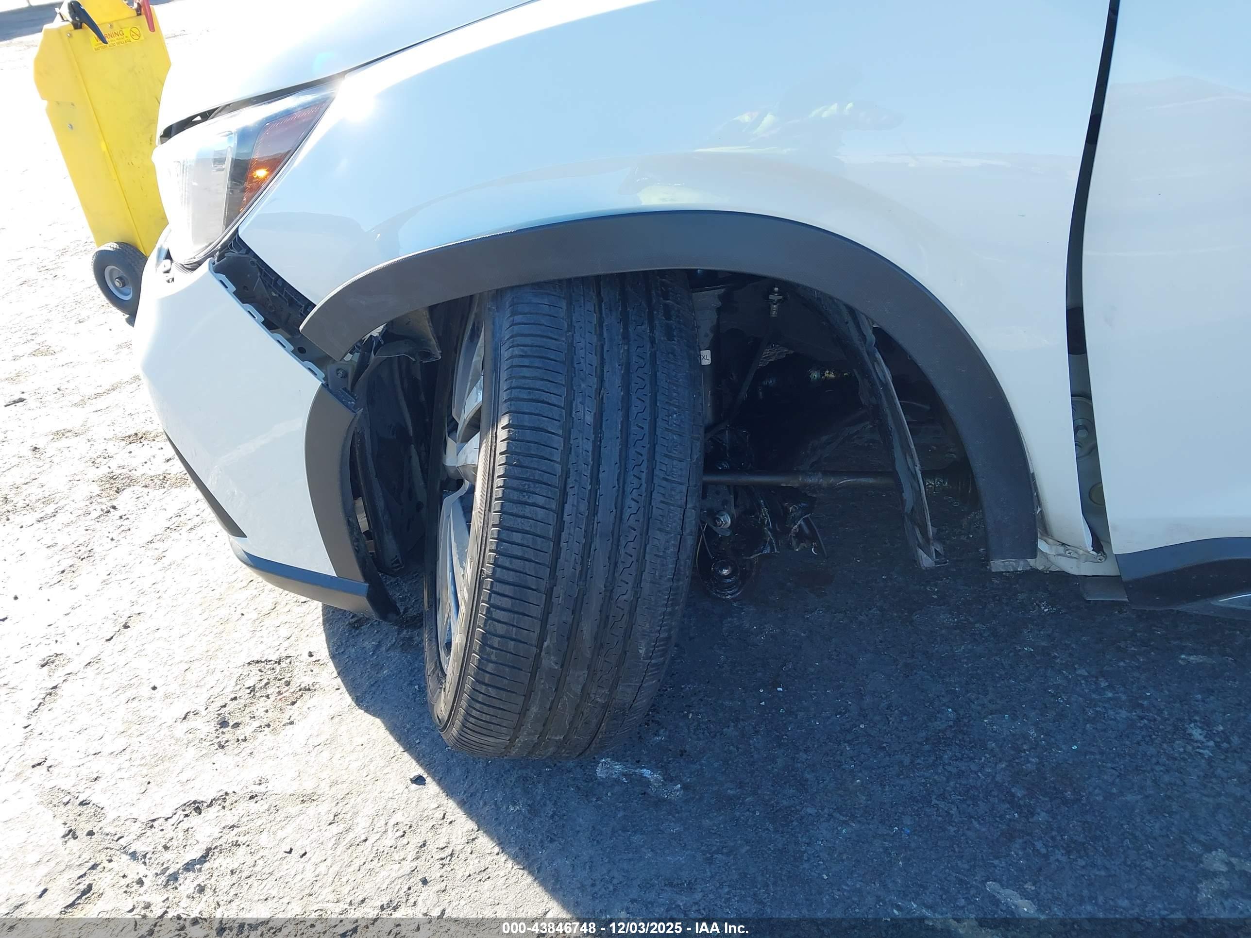 SUBARU ASCENT image 6