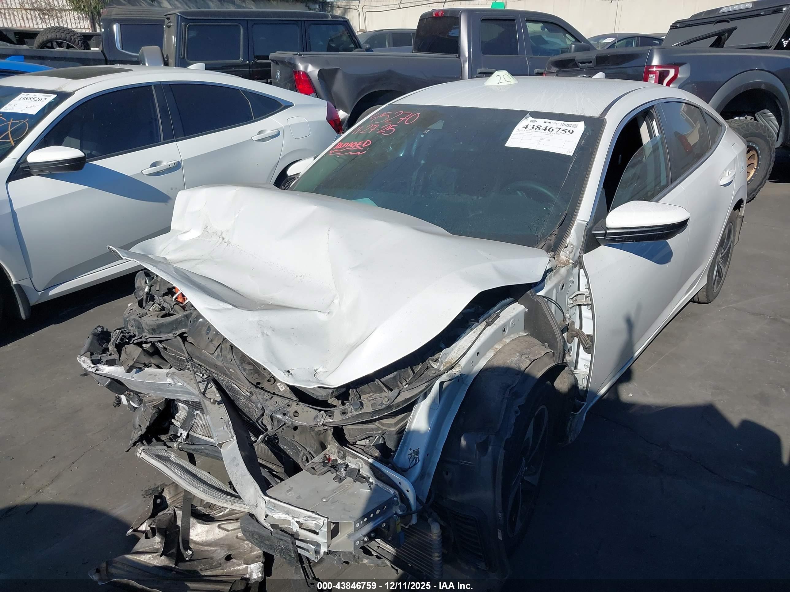 HONDA INSIGHT image 2