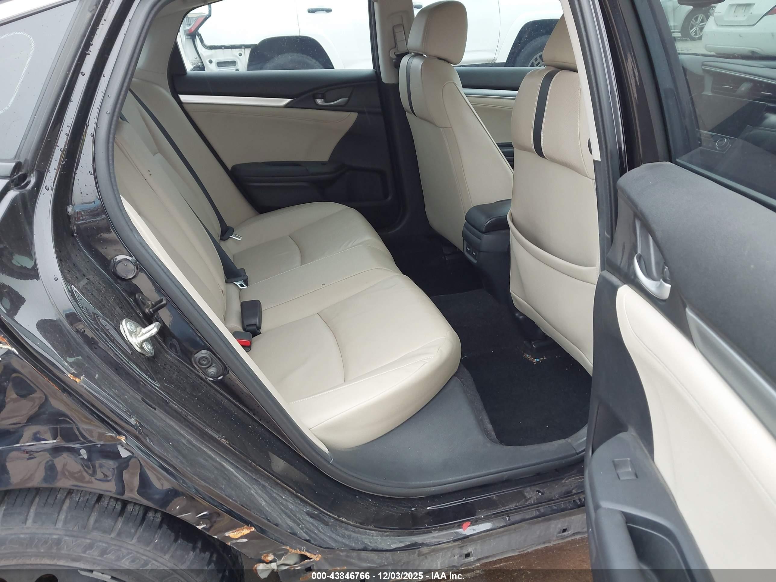HONDA CIVIC image 8